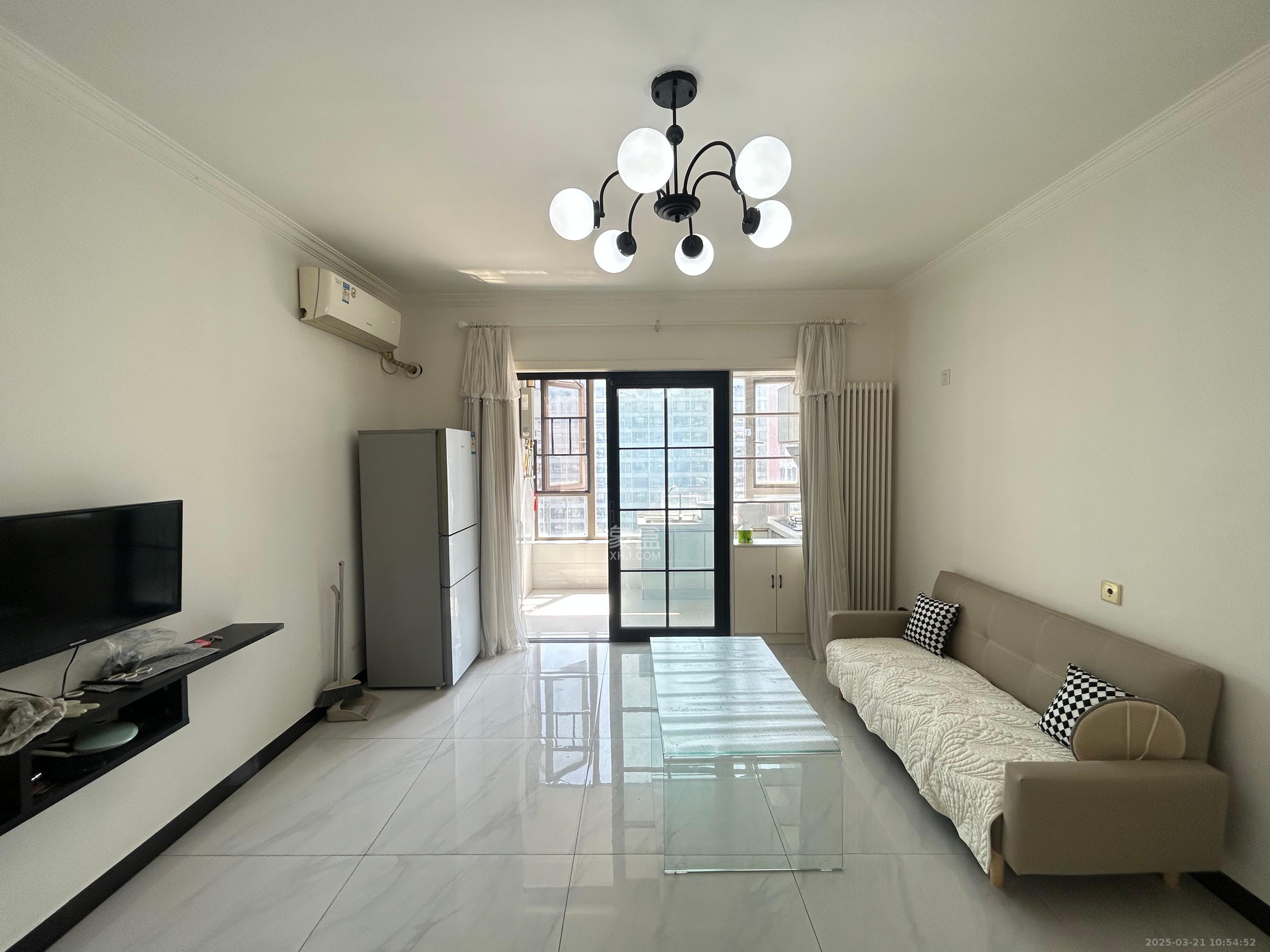 怡海星城 1室1厅1卫 1200.0元/月 怡海星城 1室1厅1卫 1200.0元/月室内图