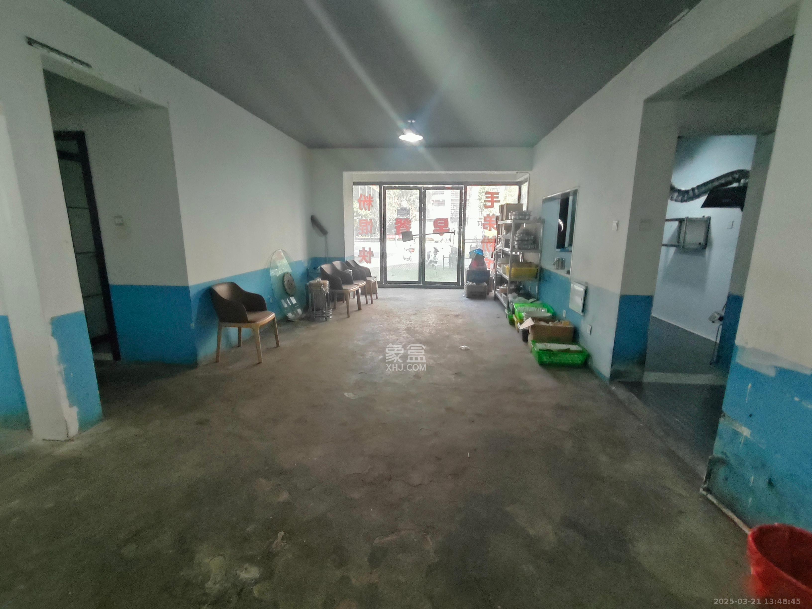 桥头家苑一期 3室2厅2卫 1800.0元/月 桥头家苑一期 3室2厅2卫 1800.0元/月室内图