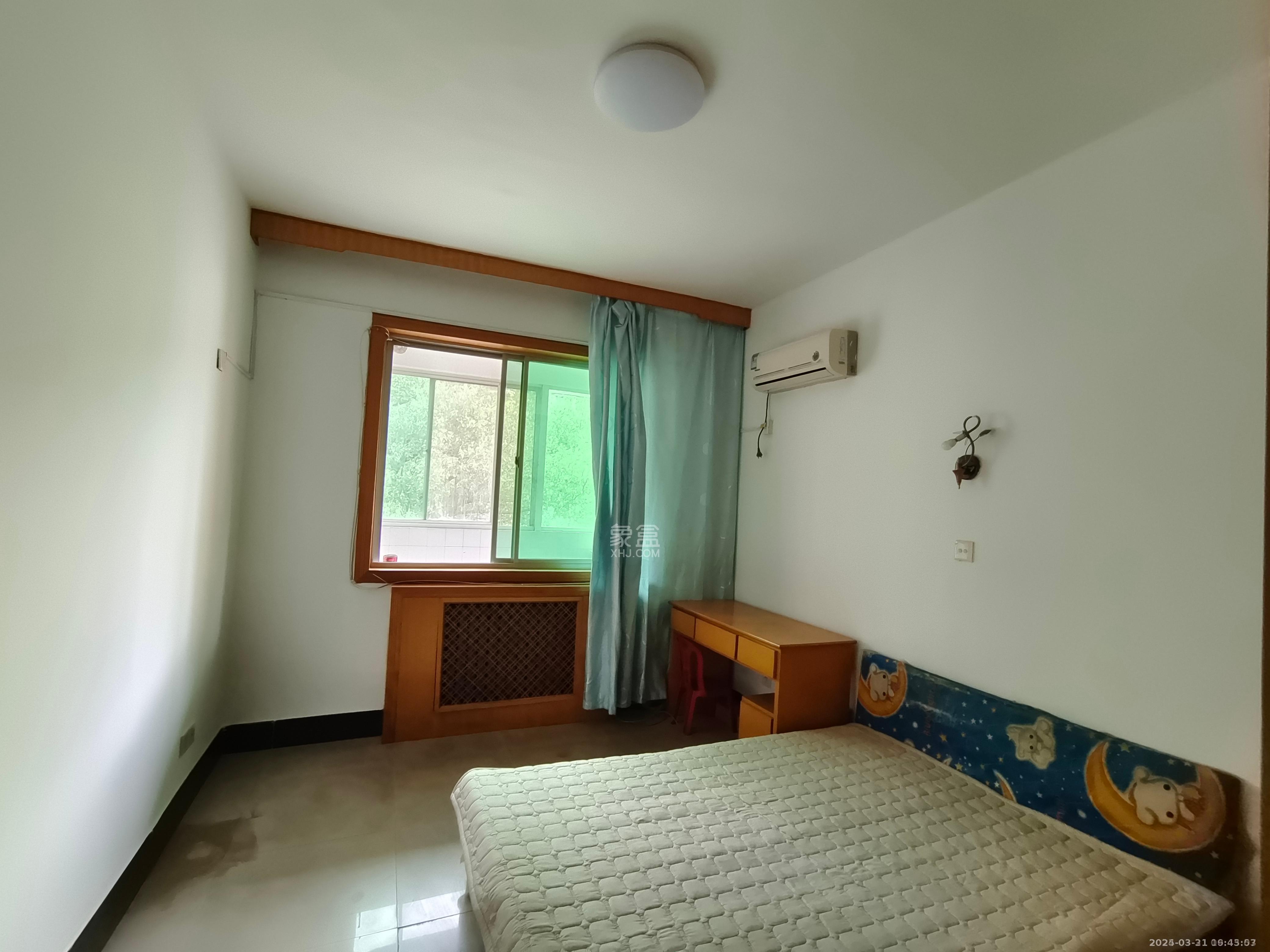 机关小区 3室2厅2卫 1700.0元/月 机关小区 3室2厅2卫 1700.0元/月室内图