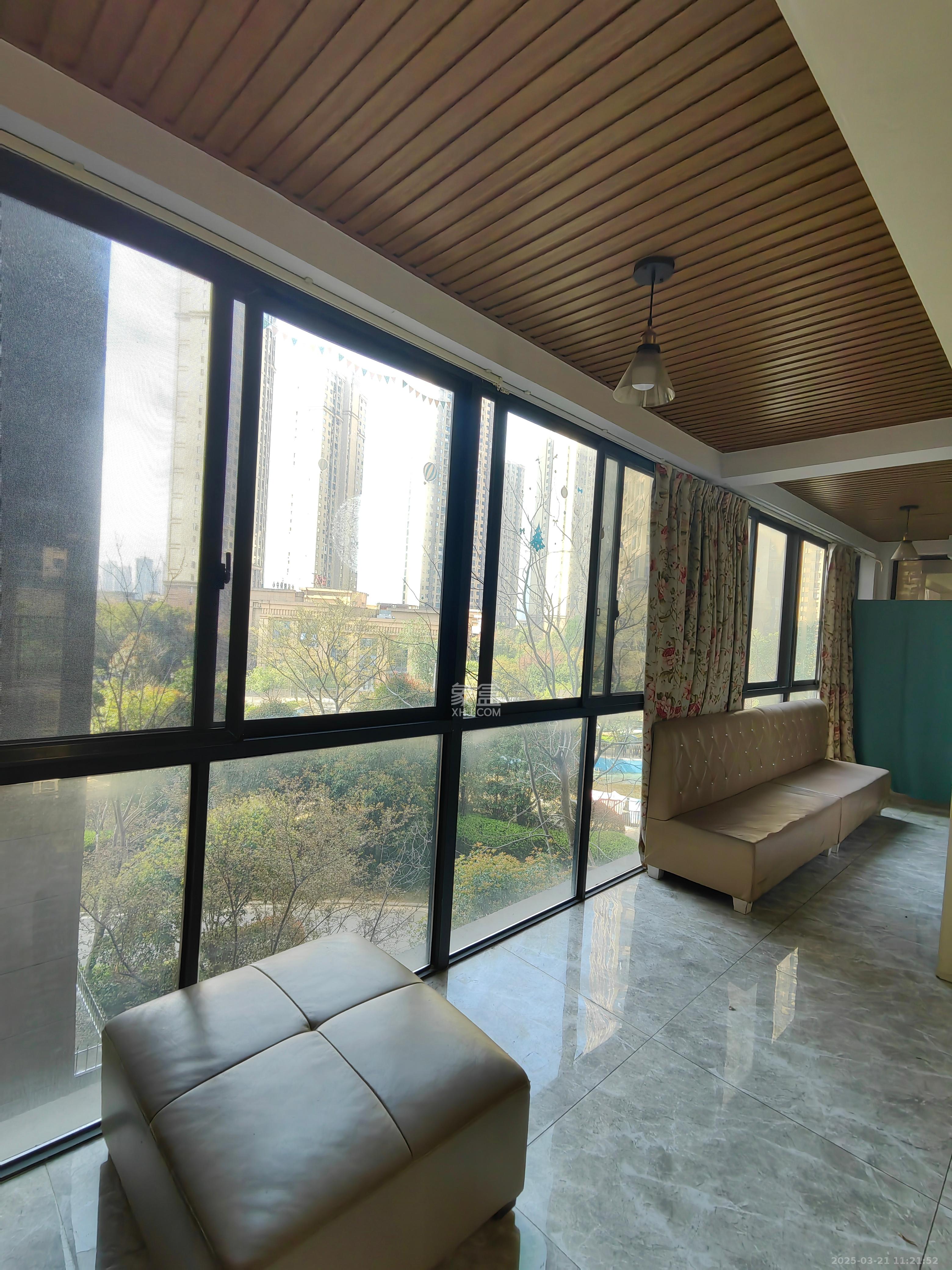 中建梅溪湖中心 4室2厅3卫 3800.0元/月 中建梅溪湖中心 4室2厅3卫 3800.0元/月室内图