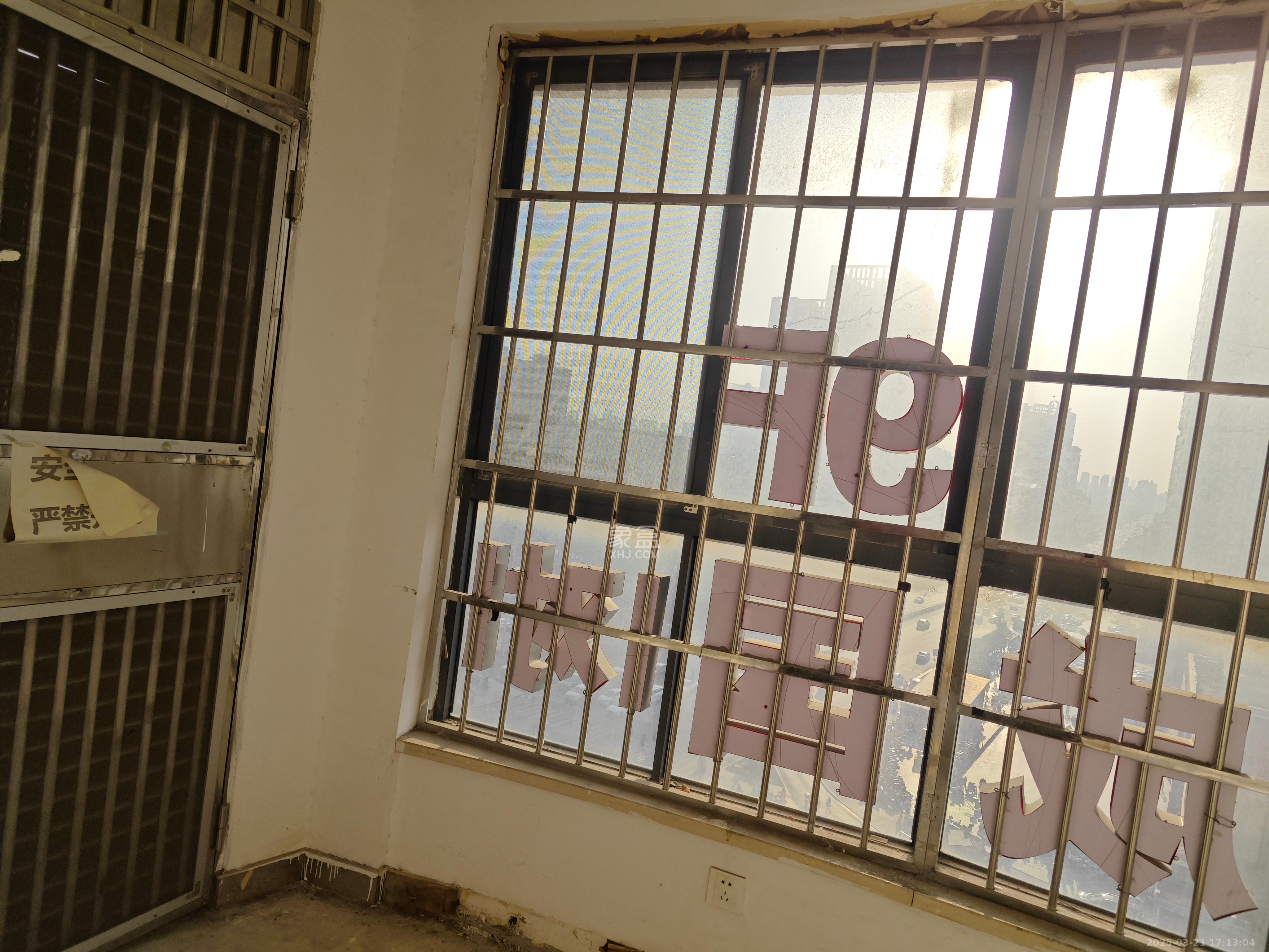 尚城 3室2厅1卫 2200.0元/月 尚城 3室2厅1卫 2200.0元/月室内图