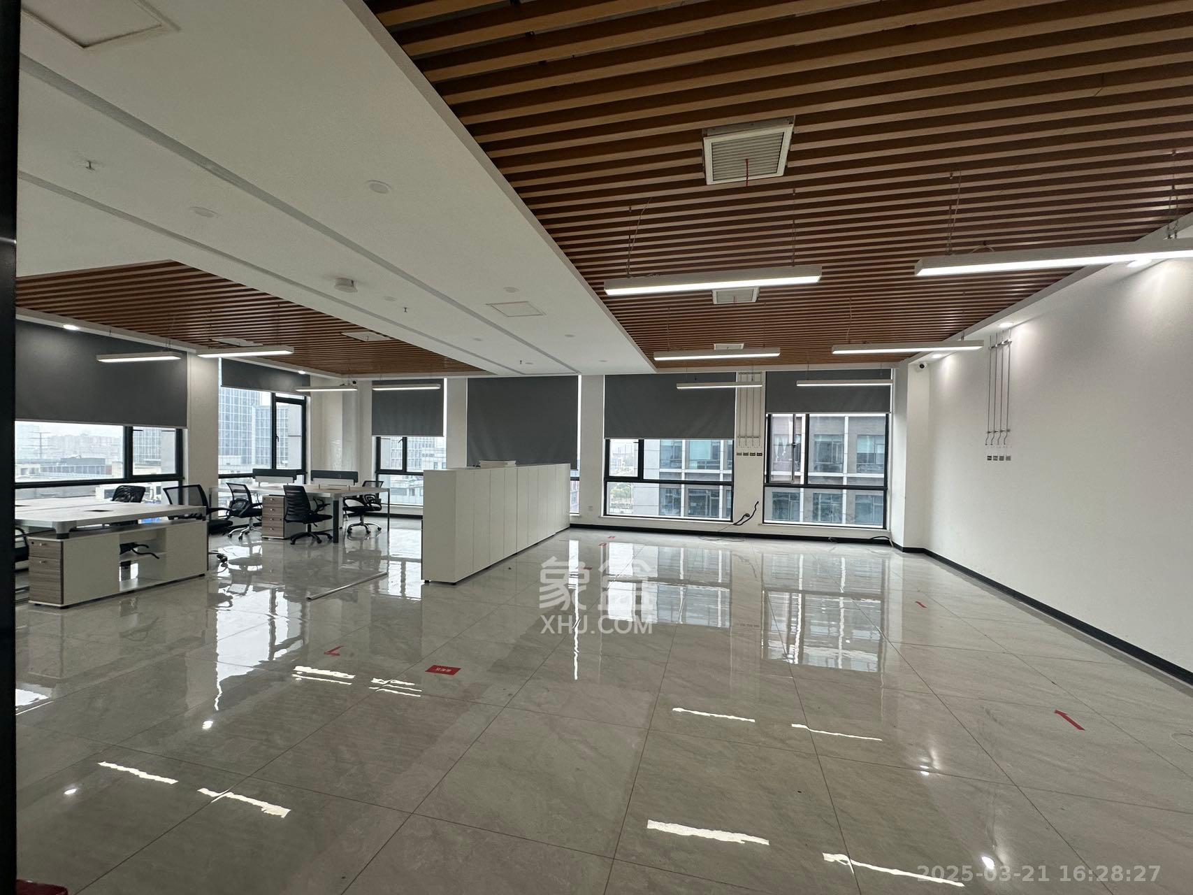 中电软件园   280.0㎡      14800.0元/月