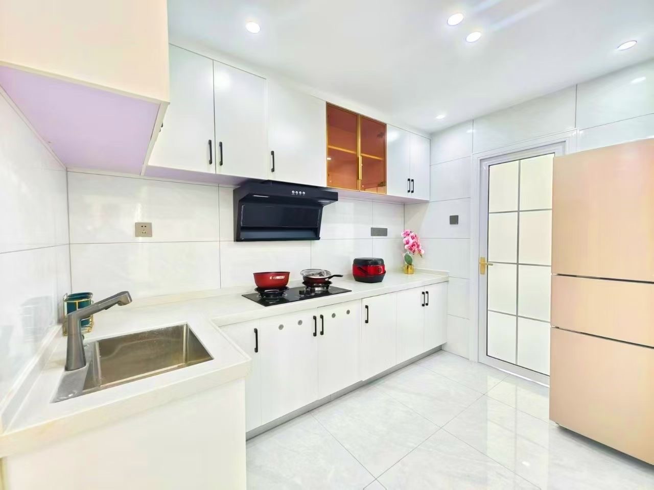 德派斯大厦 1室0厅0卫 113.0万 德派斯大厦 1室0厅0卫 113.0万客厅