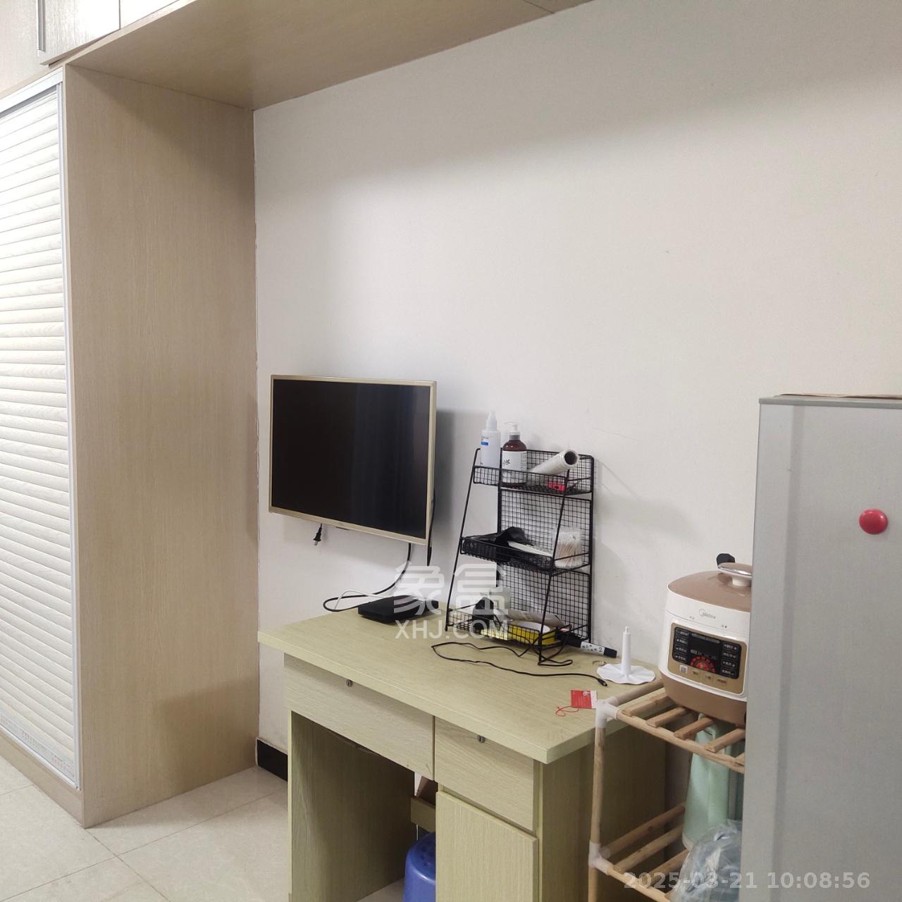万科魅力之城  1室1厅1卫   1300.00元/月室内图