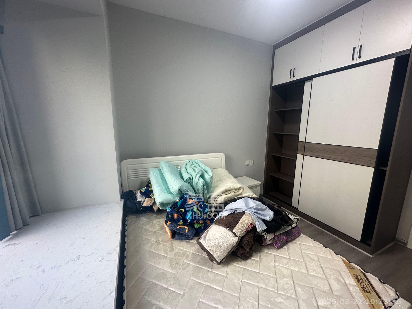 明昇壹城（明昇时代广场）二期  3室2厅2卫   3500.00元/月室内图