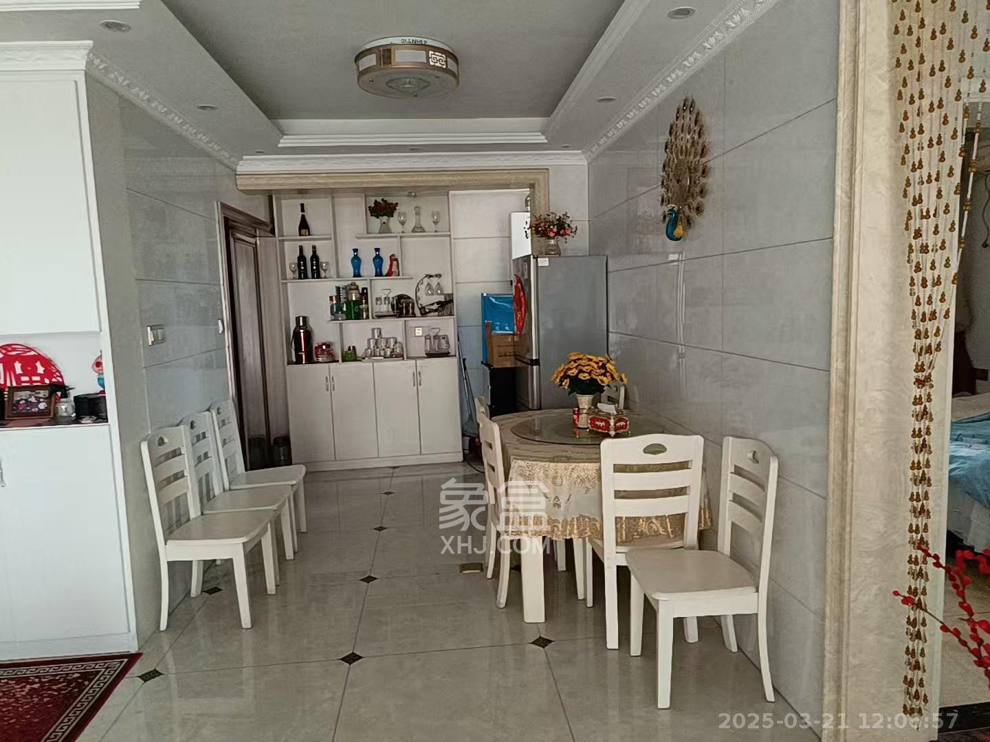 凯富南方鑫城 3室2厅2卫 2800.0元/月 凯富南方鑫城 3室2厅2卫 2800.0元/月室内图