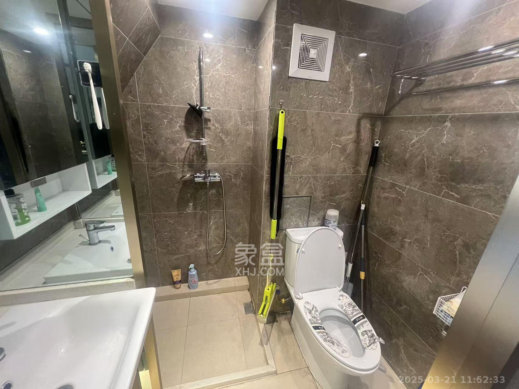 华远海蓝郡 2室1厅1卫 1500.0元/月 华远海蓝郡 2室1厅1卫 1500.0元/月室内图