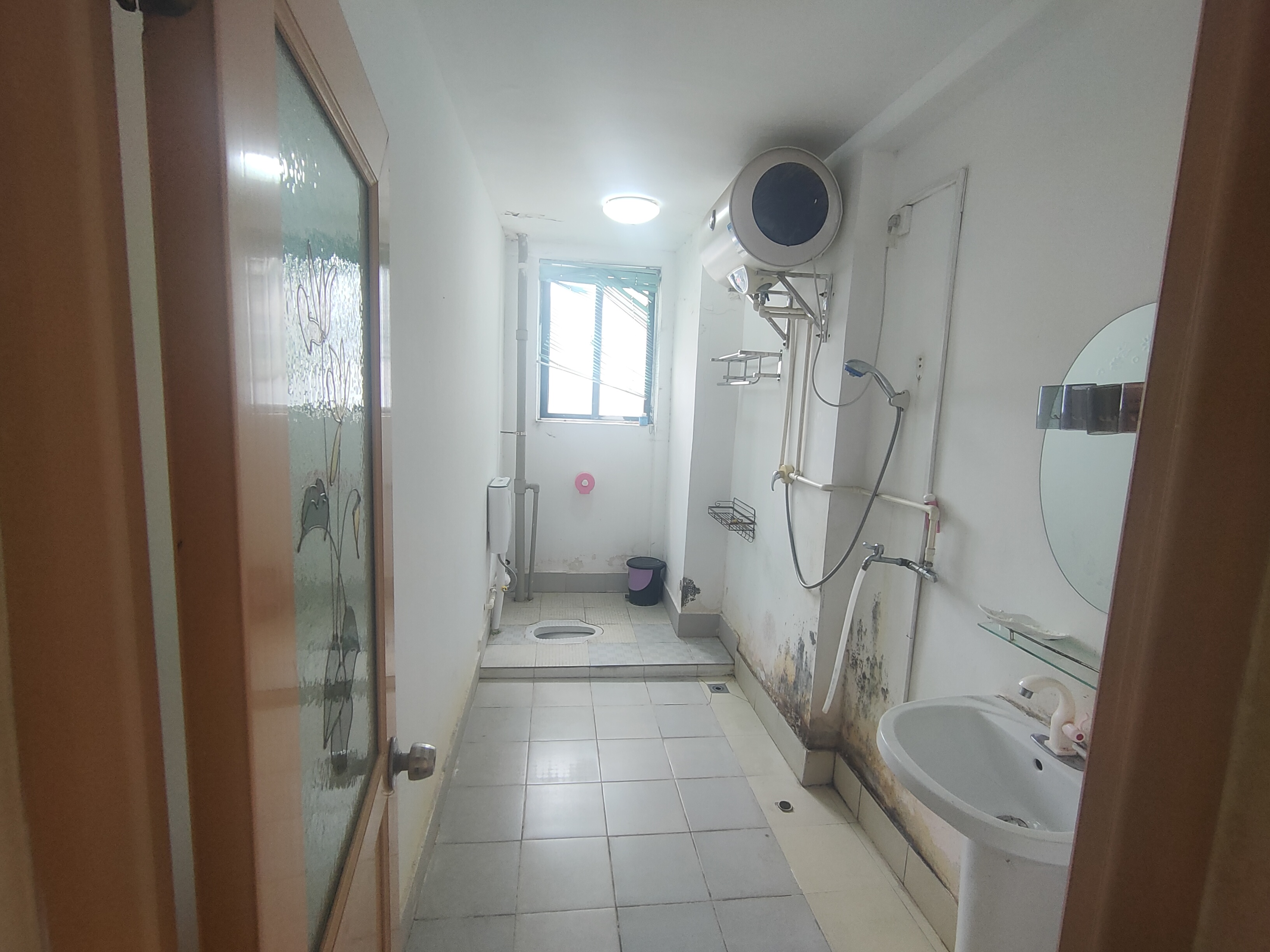 华荣府 2室1厅1卫 2500.0元/月 华荣府 2室1厅1卫 2500.0元/月室内图