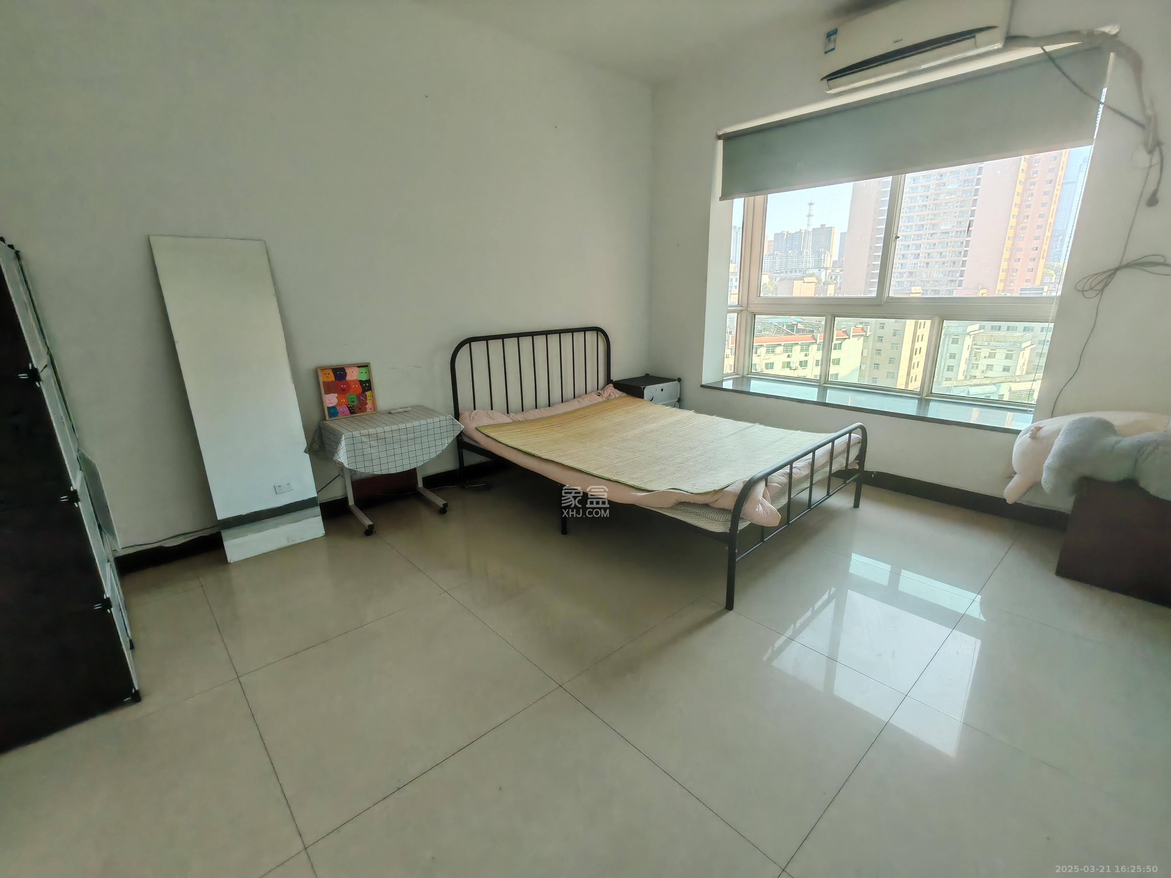 兴威名城 4室2厅2卫 4500.0元/月 兴威名城 4室2厅2卫 4500.0元/月室内图