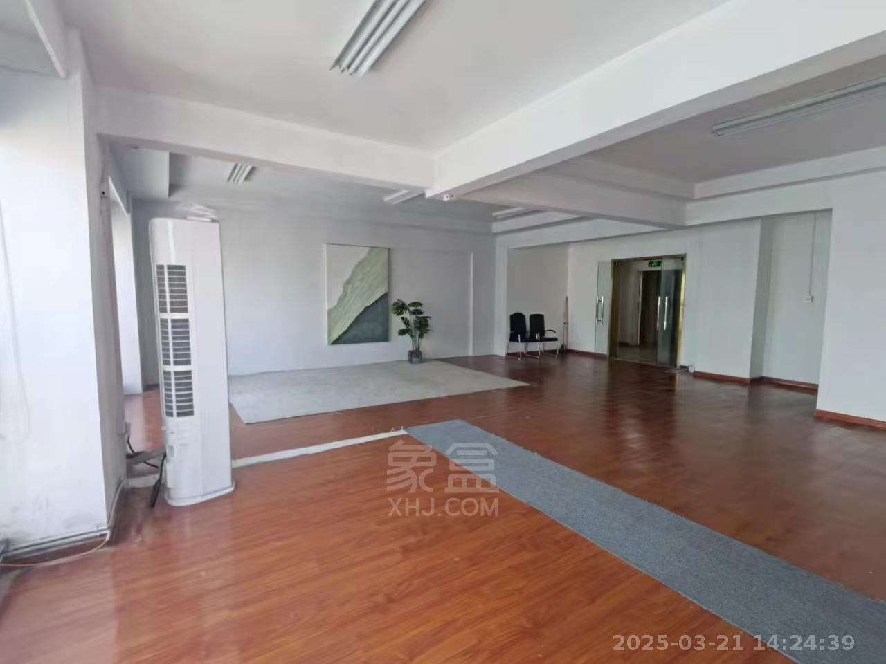 铭逸酒店 1室0厅0卫 2600.0元/月 铭逸酒店 1室0厅0卫 2600.0元/月室内图