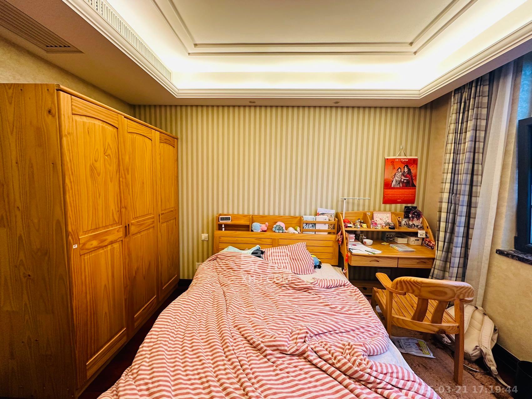 运达中央广场一、二期  3室2厅2卫    9000.0元/月 运达中央广场一、二期  3室2厅2卫    9000.0元/月室内图