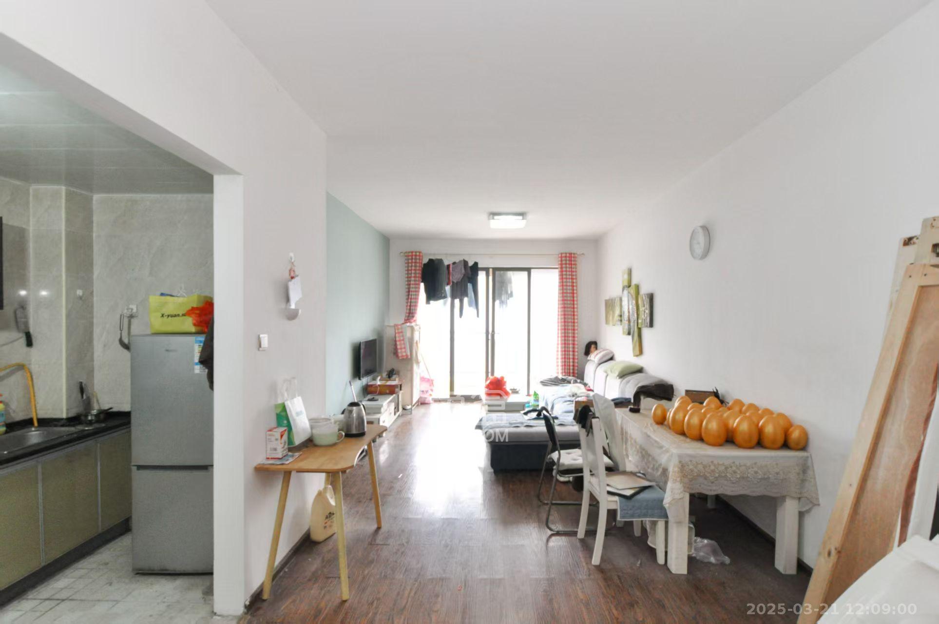 佳兆业云顶梅溪湖(佳兆业梅溪荟) 3室2厅2卫 2600.0元/月 佳兆业云顶梅溪湖(佳兆业梅溪荟) 3室2厅2卫 2600.0元/月室内图