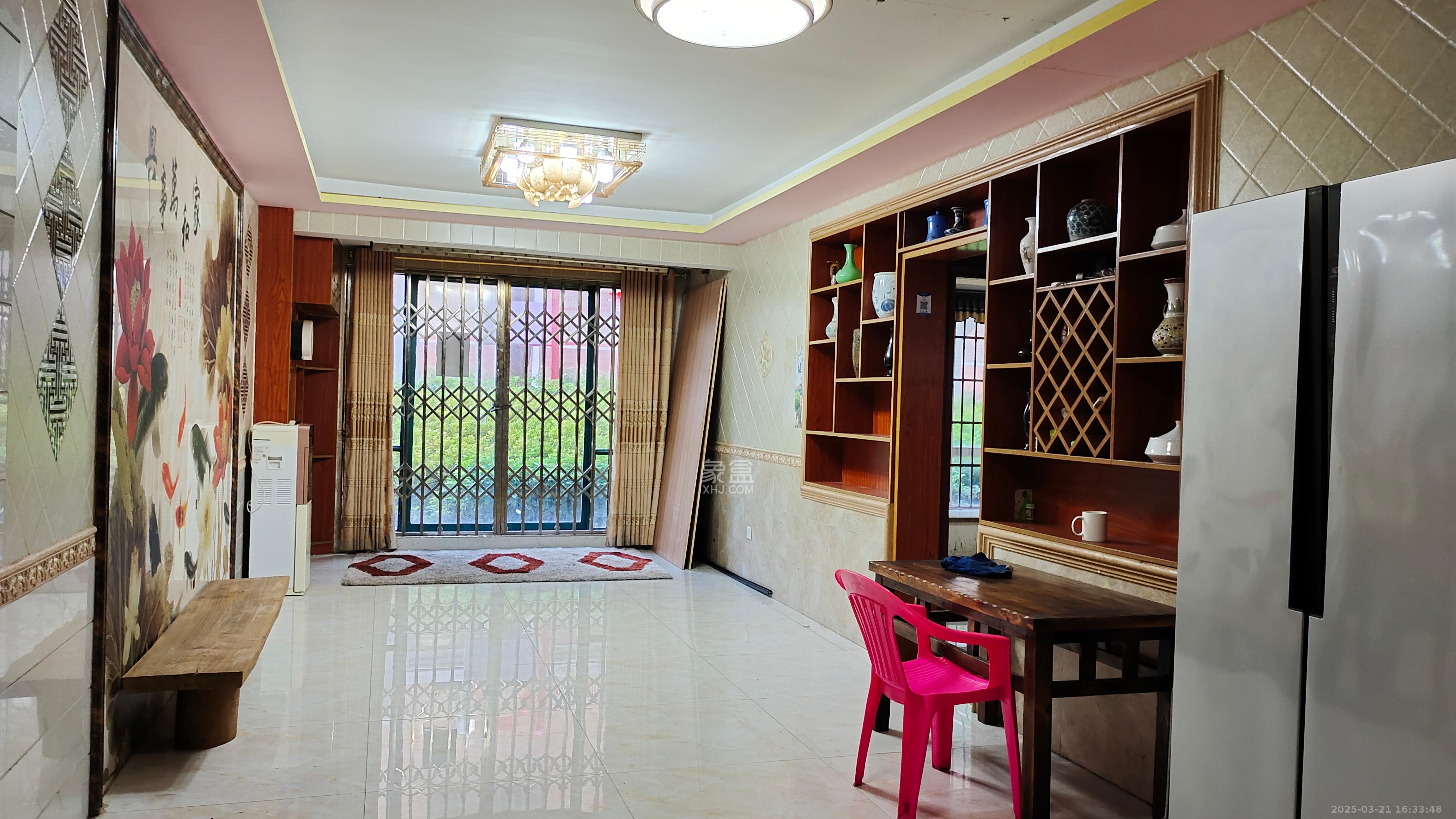 丽发新城 2室2厅1卫 2300.0元/月 丽发新城 2室2厅1卫 2300.0元/月室内图