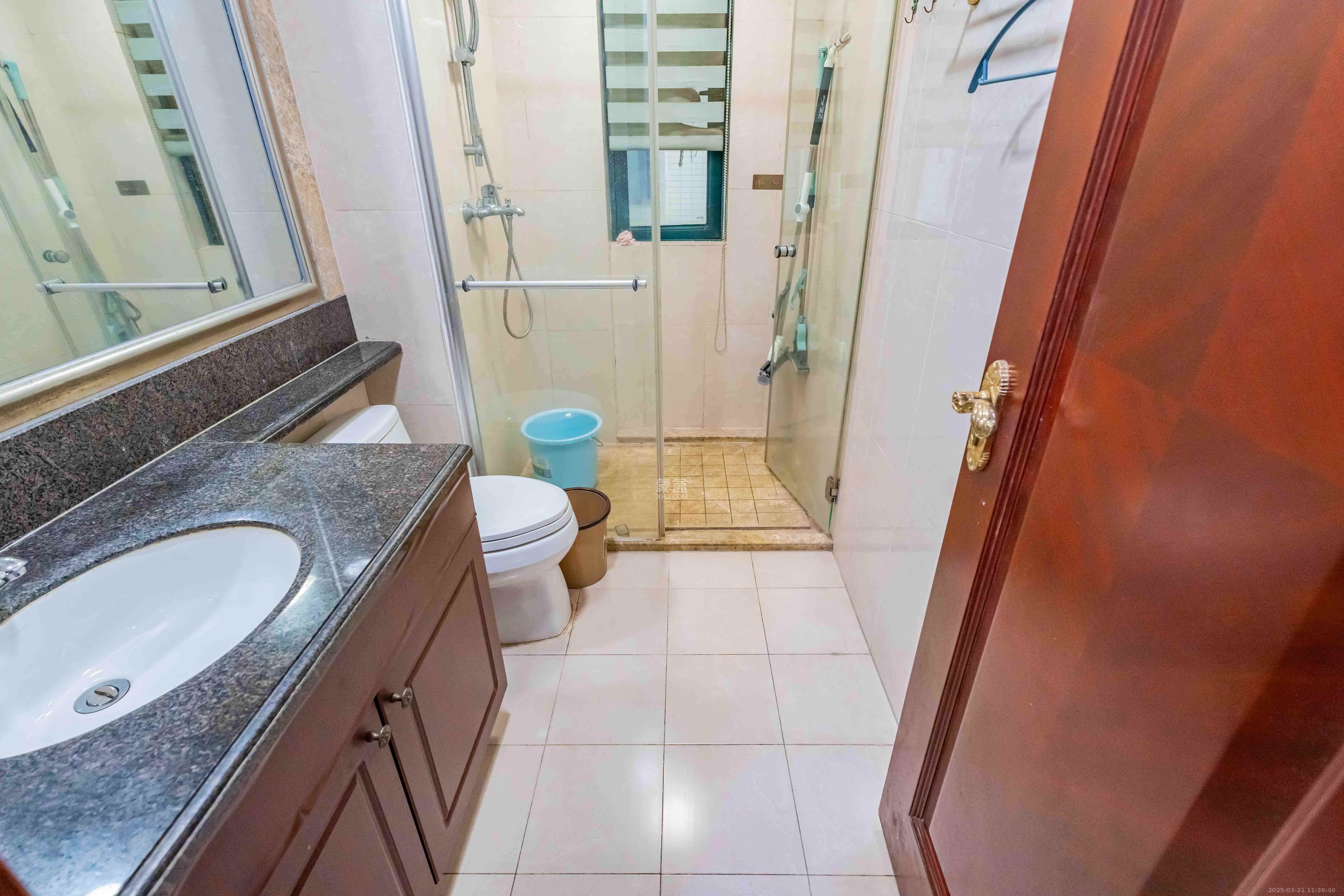 恒大雅苑 3室2厅2卫 2600.0元/月 恒大雅苑 3室2厅2卫 2600.0元/月室内图