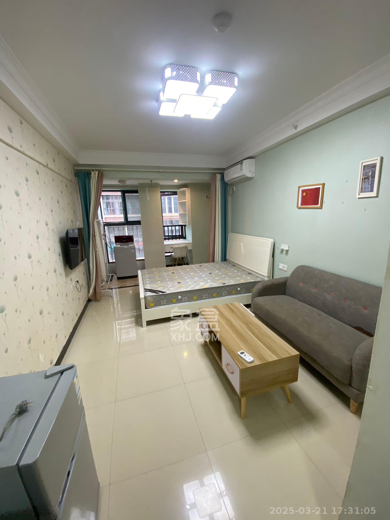 中建芙蓉嘉苑 1室1厅1卫 1100.0元/月 中建芙蓉嘉苑 1室1厅1卫 1100.0元/月室内图