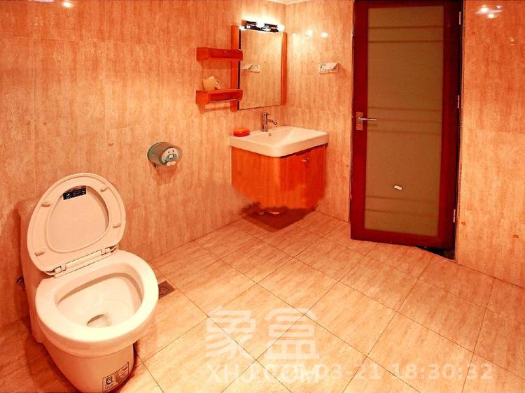 滨江君悦香邸  3室2厅2卫   3000.00元/月室内图