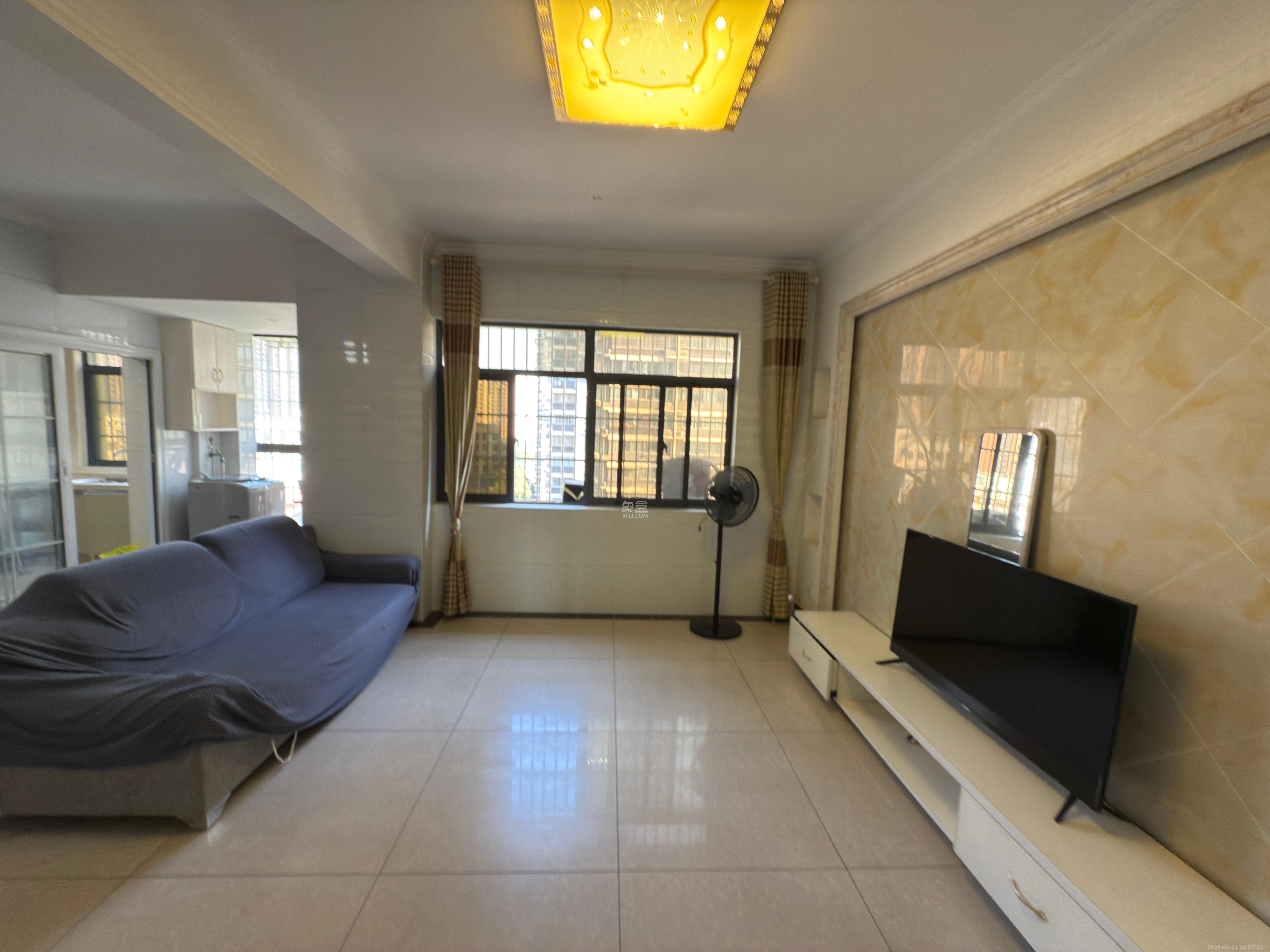 粟塘小区  2室2厅1卫    2100.0元/月 粟塘小区  2室2厅1卫    2100.0元/月