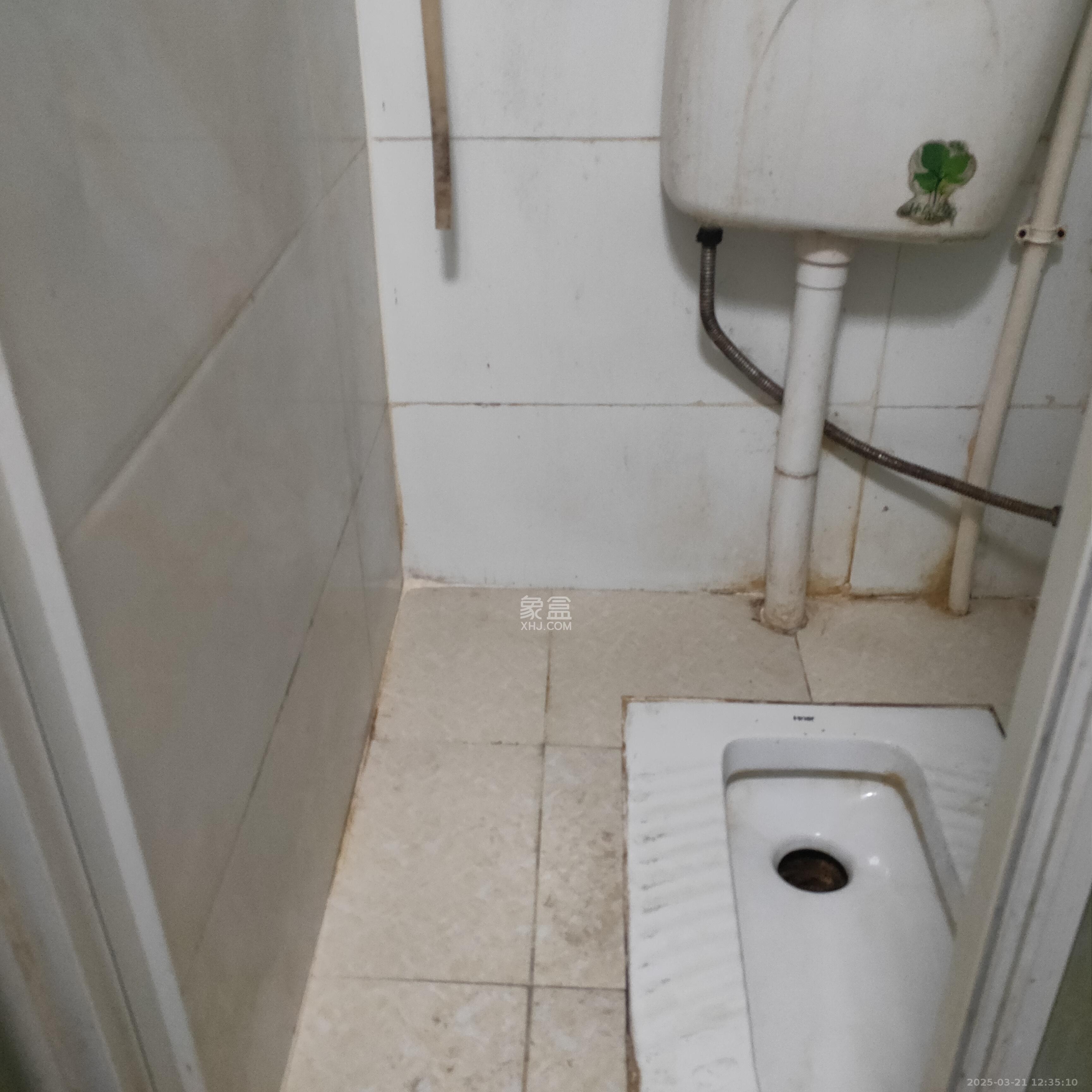 华海3C(天心电子世界) 1室0厅1卫 1000.0元/月 华海3C(天心电子世界) 1室0厅1卫 1000.0元/月室内图