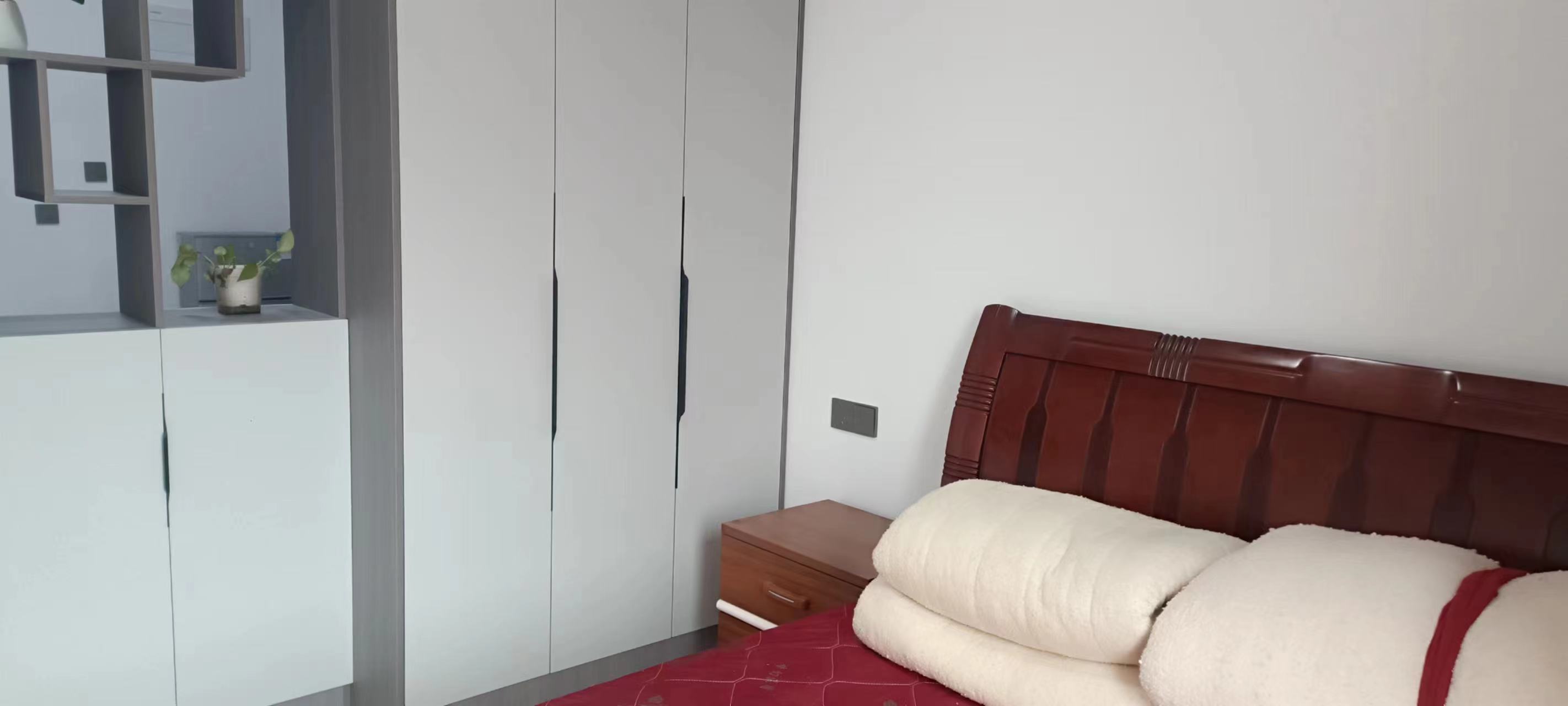 唯独逸臣公园 1室0厅0卫 1300.0元/月 唯独逸臣公园 1室0厅0卫 1300.0元/月室内图