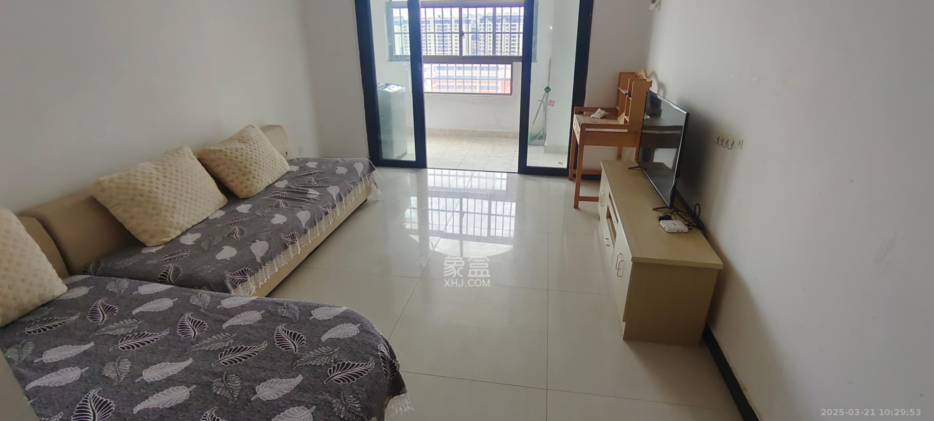 中信凯旋蓝岸(中信新城三期) 2室2厅1卫 1900.0元/月 中信凯旋蓝岸(中信新城三期) 2室2厅1卫 1900.0元/月室内图