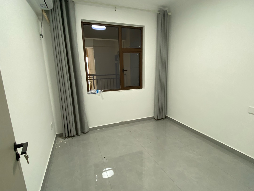 东宸江山里 3室2厅2卫 2000.0元/月 东宸江山里 3室2厅2卫 2000.0元/月室内图