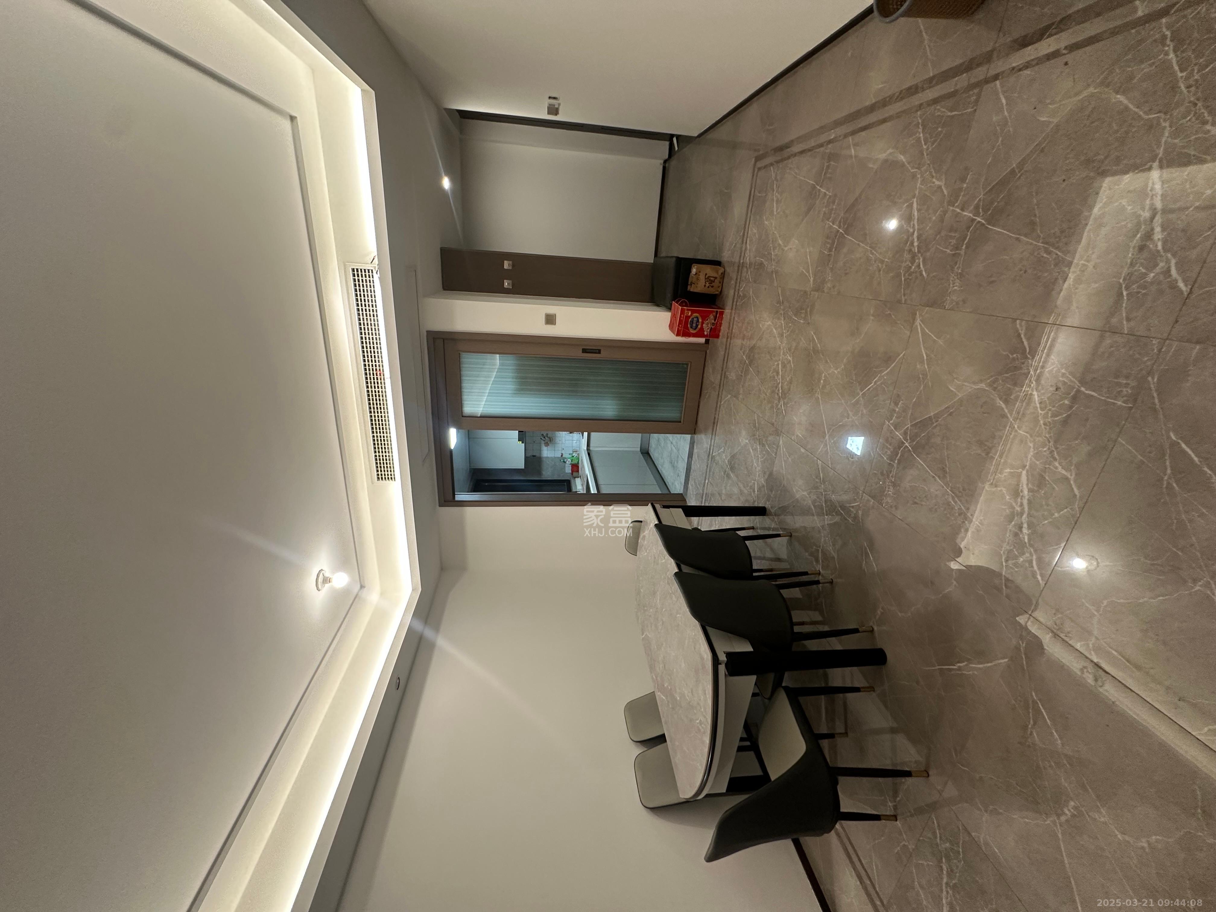 金茂建发泊悦  4室2厅2卫   4300.00元/月室内图
