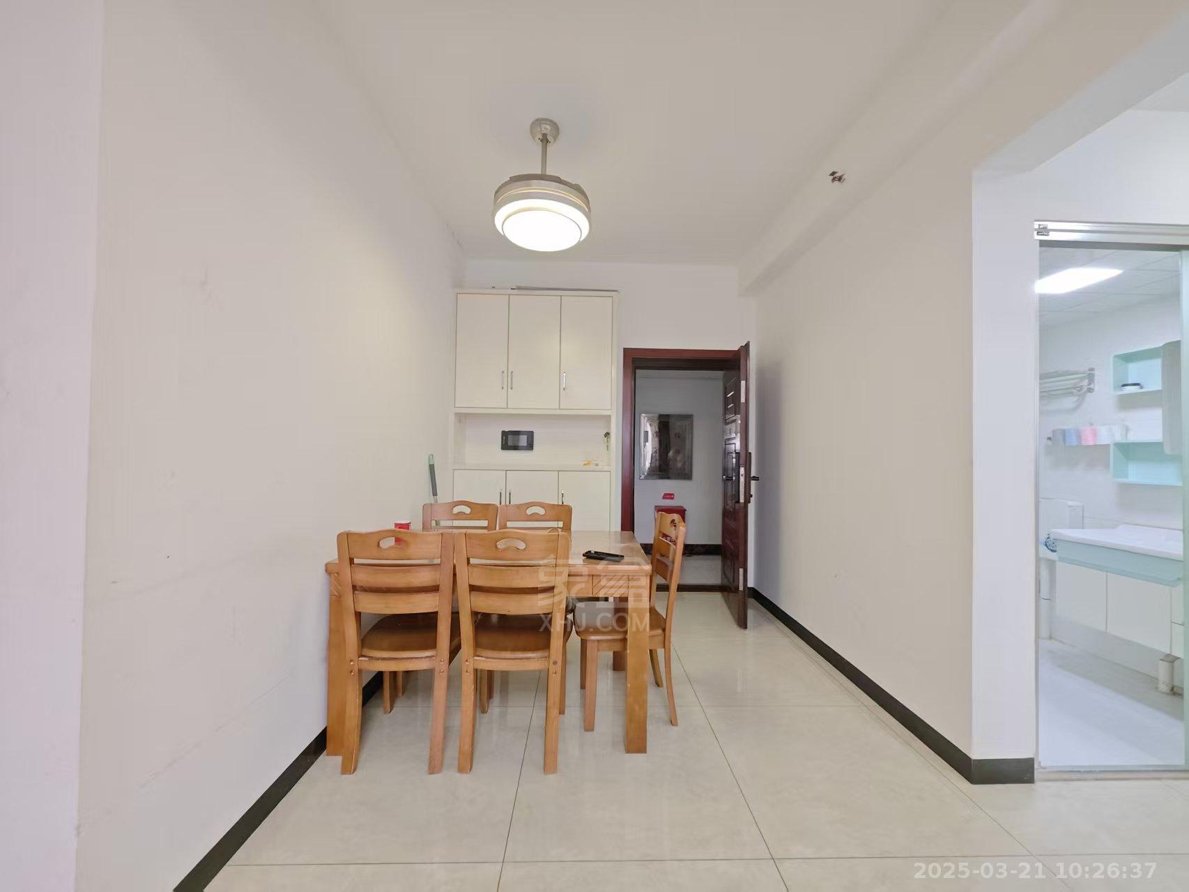 栗雨香堤  2室1厅1卫    1500.0元/月 栗雨香堤  2室1厅1卫    1500.0元/月室内图