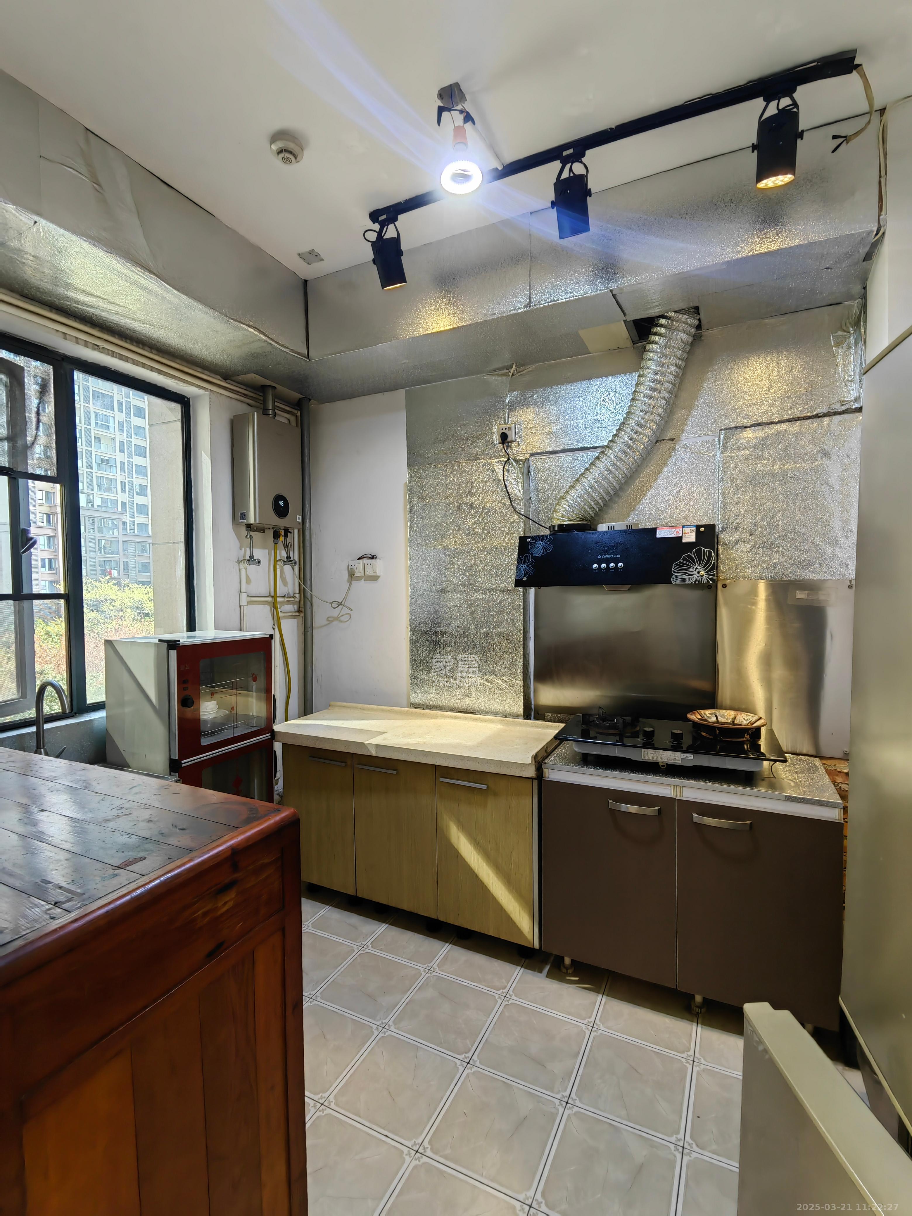 中建梅溪湖中心 4室2厅3卫 3800.0元/月 中建梅溪湖中心 4室2厅3卫 3800.0元/月室内图