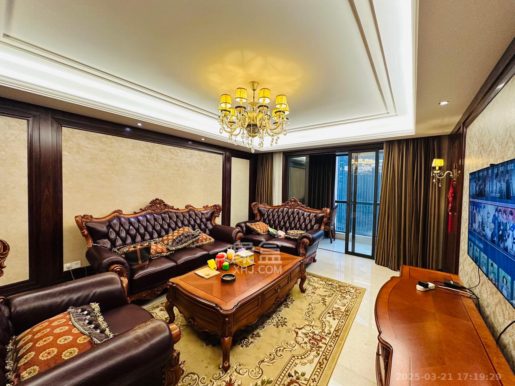 运达中央广场一、二期  3室2厅2卫    9000.0元/月 运达中央广场一、二期  3室2厅2卫    9000.0元/月室内图