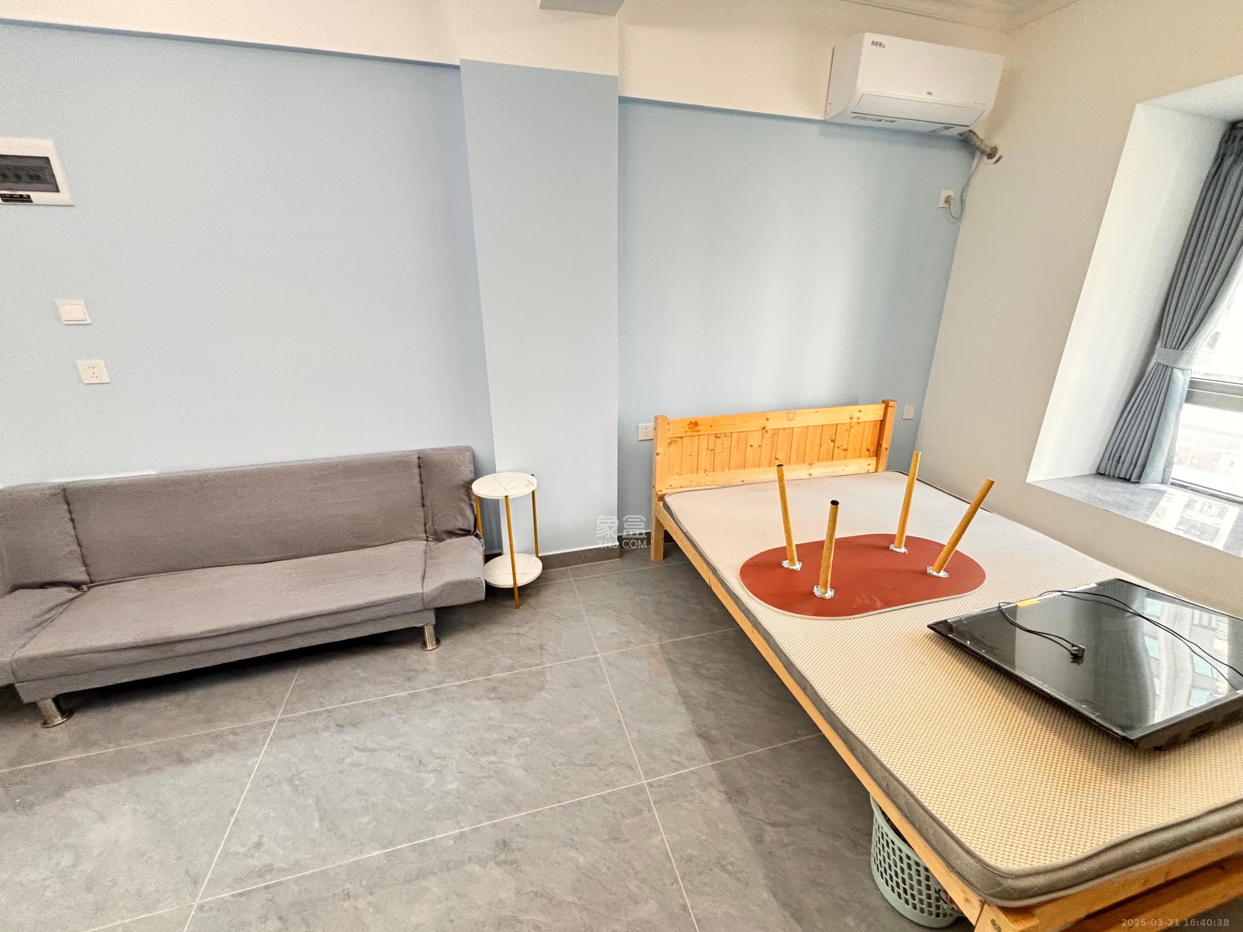 芙蓉万国城MOMA(卓越汇富苑) 1室1厅1卫 1680.0元/月 芙蓉万国城MOMA(卓越汇富苑) 1室1厅1卫 1680.0元/月室内图