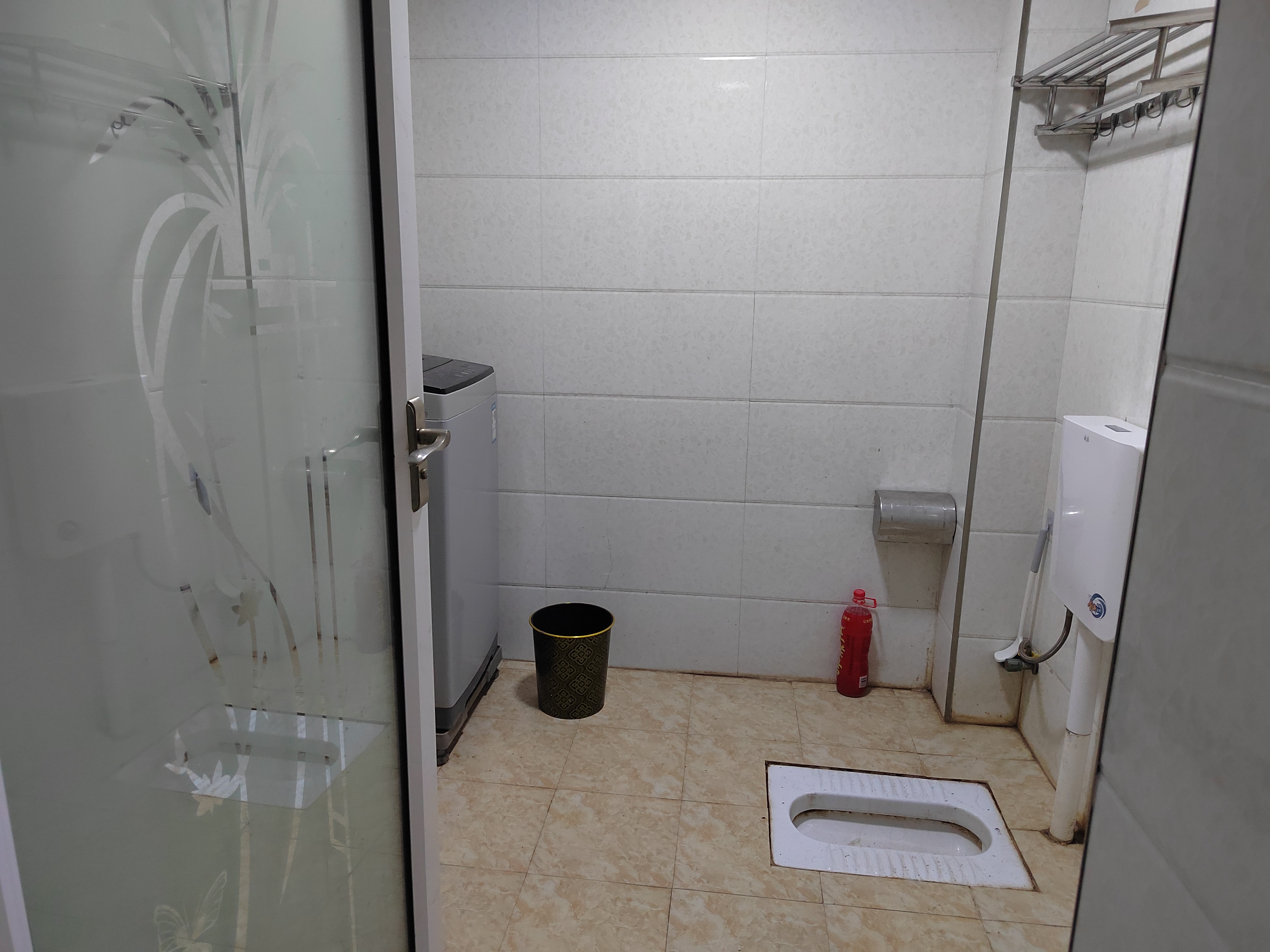 金塘小区  1室0厅1卫    600.0元/月 金塘小区  1室0厅1卫    600.0元/月室内图