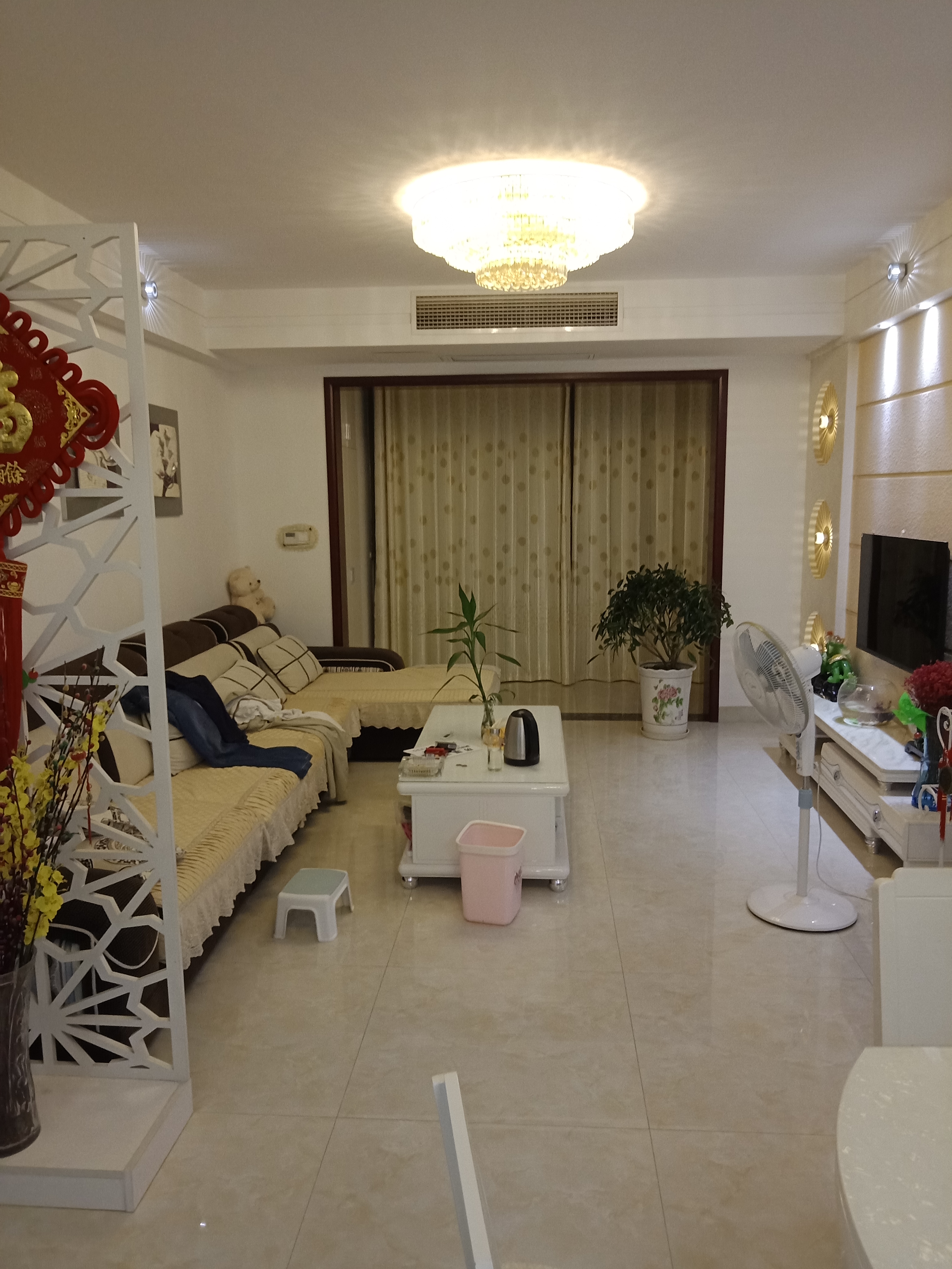 鹏利广场 3室2厅2卫 2300.0元/月 鹏利广场 3室2厅2卫 2300.0元/月室内图