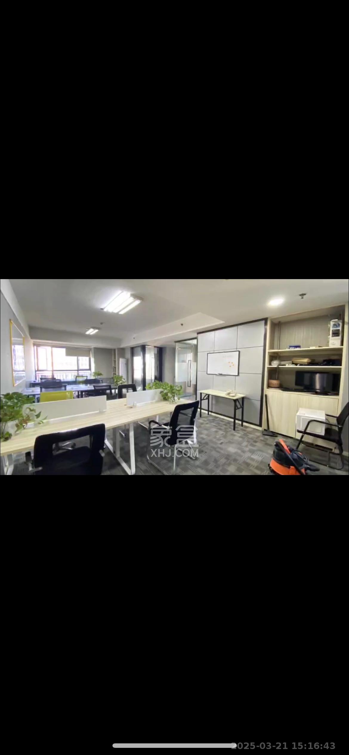 德思勤城市广场(宝格丽公寓) 1室1厅1卫 4000.0元/月 德思勤城市广场(宝格丽公寓) 1室1厅1卫 4000.0元/月室内图