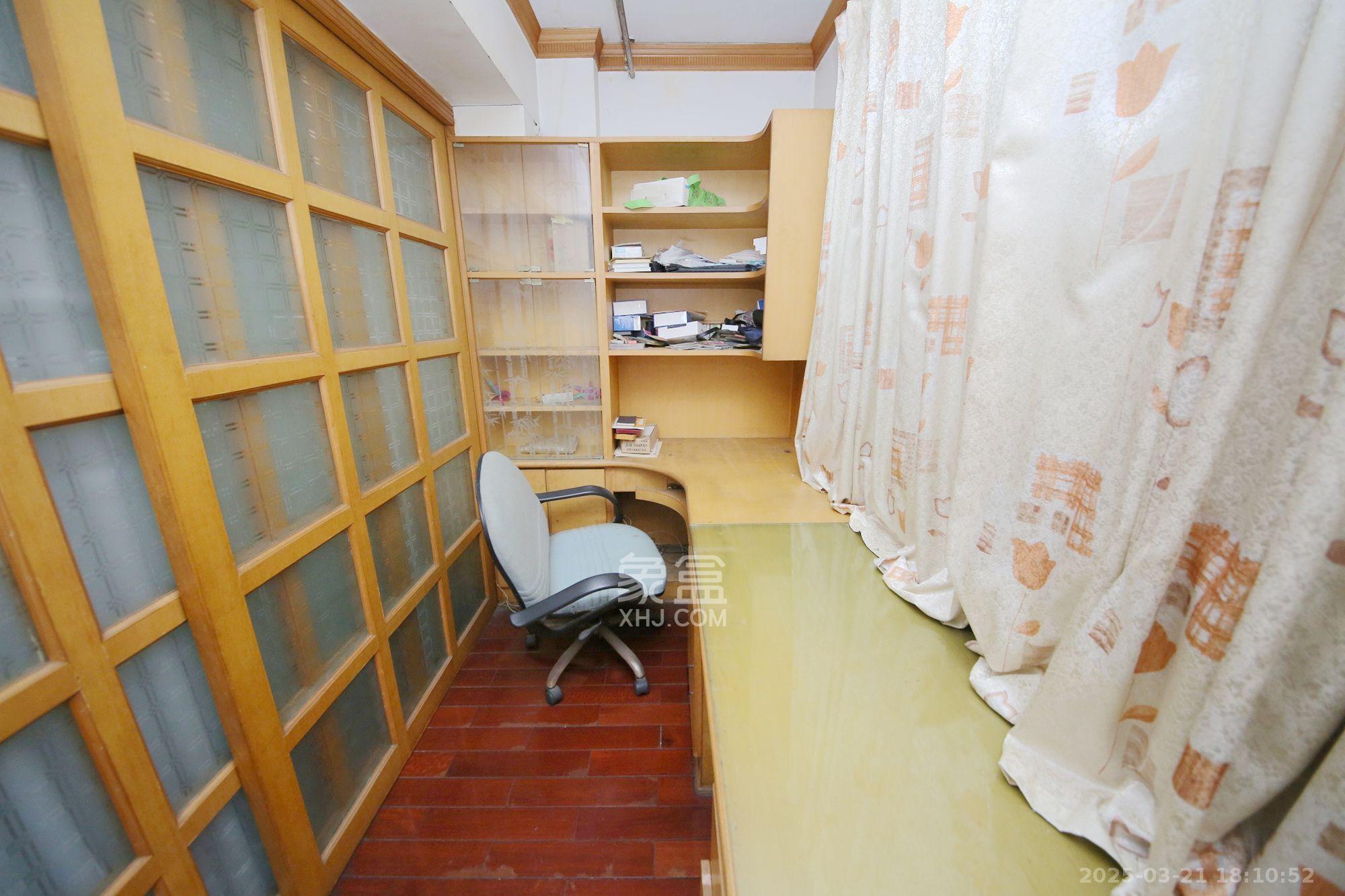 朝阳一、二村  3室2厅2卫   2000.00元/月室内图