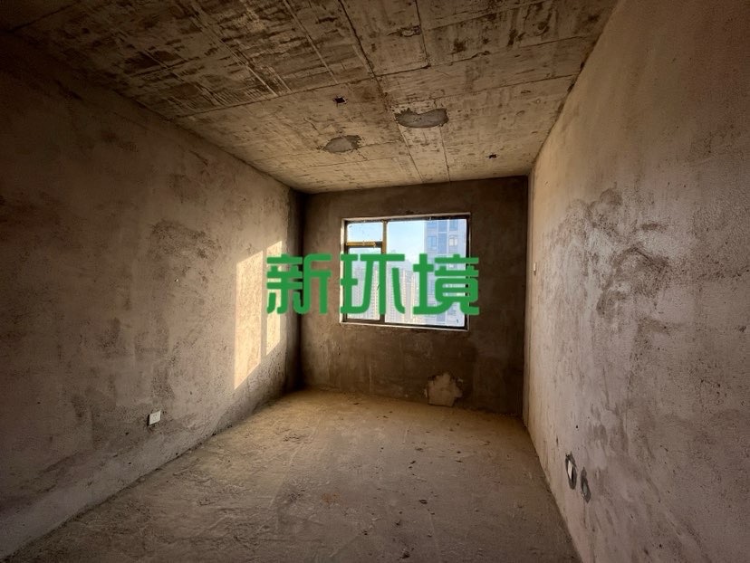 栗源小区  5室2厅2卫   82.80万客厅