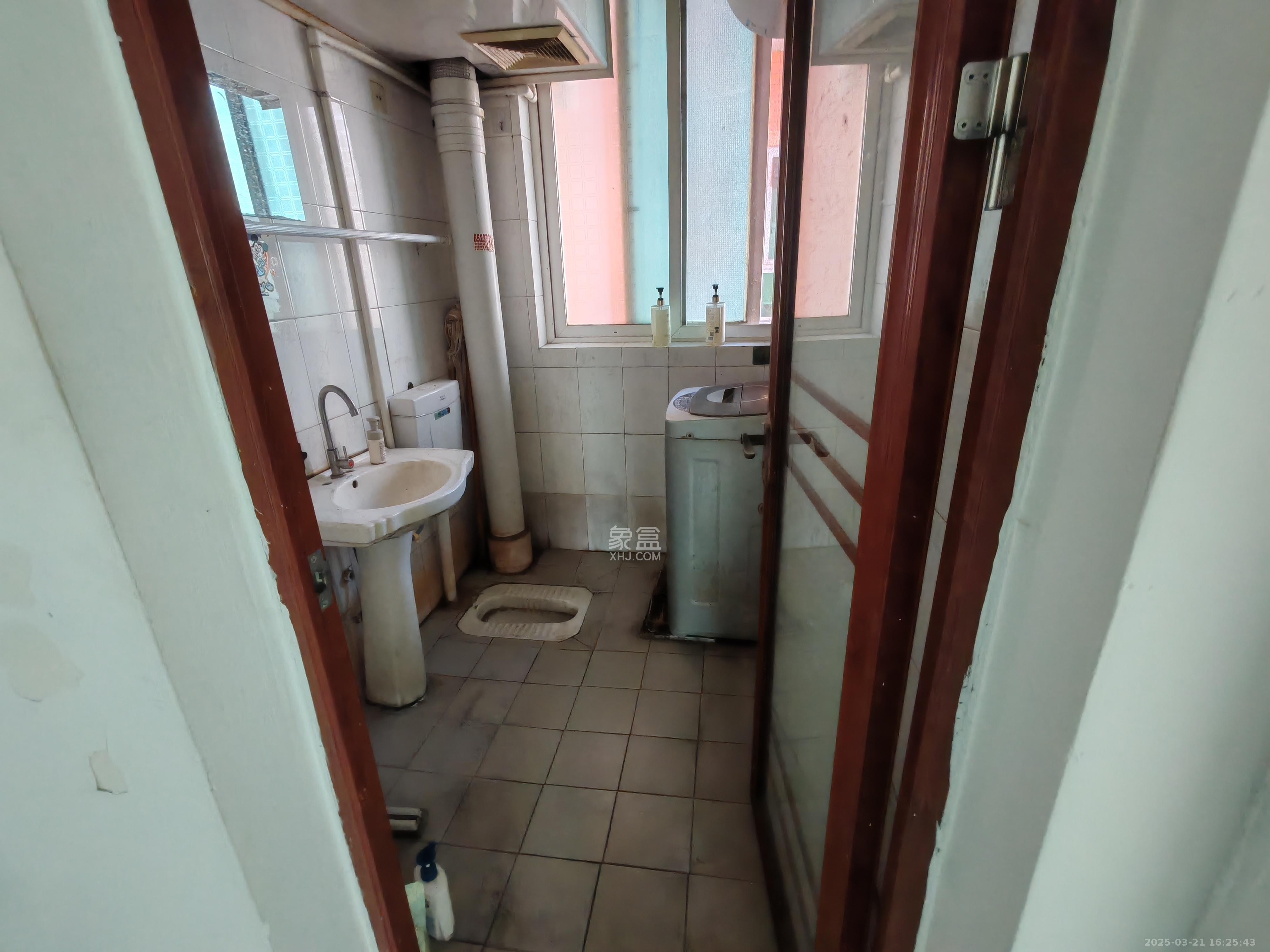 兴威名城 4室2厅2卫 4500.0元/月 兴威名城 4室2厅2卫 4500.0元/月室内图