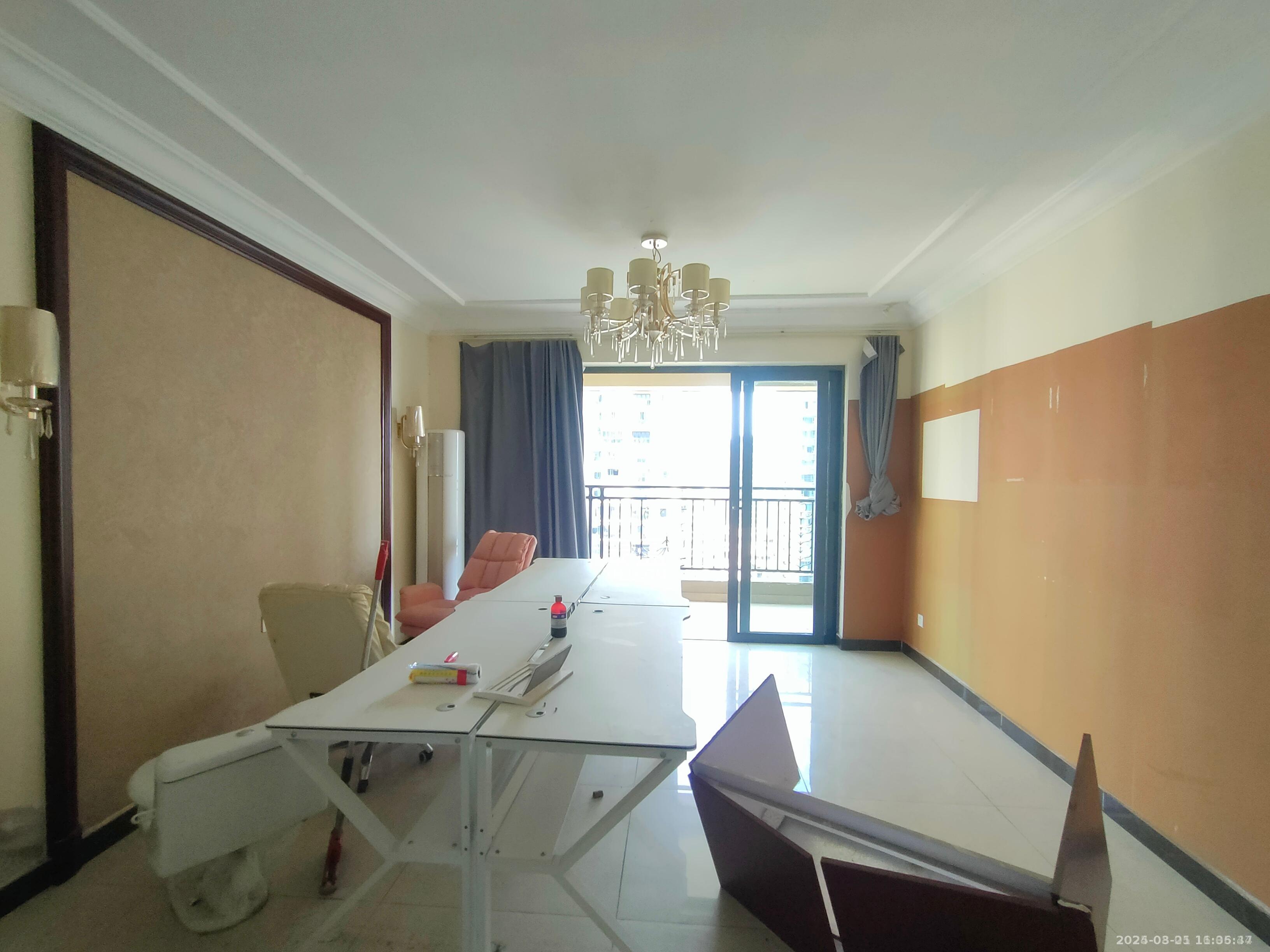 恒大华府 4室2厅2卫 2500.0元/月 恒大华府 4室2厅2卫 2500.0元/月室内图