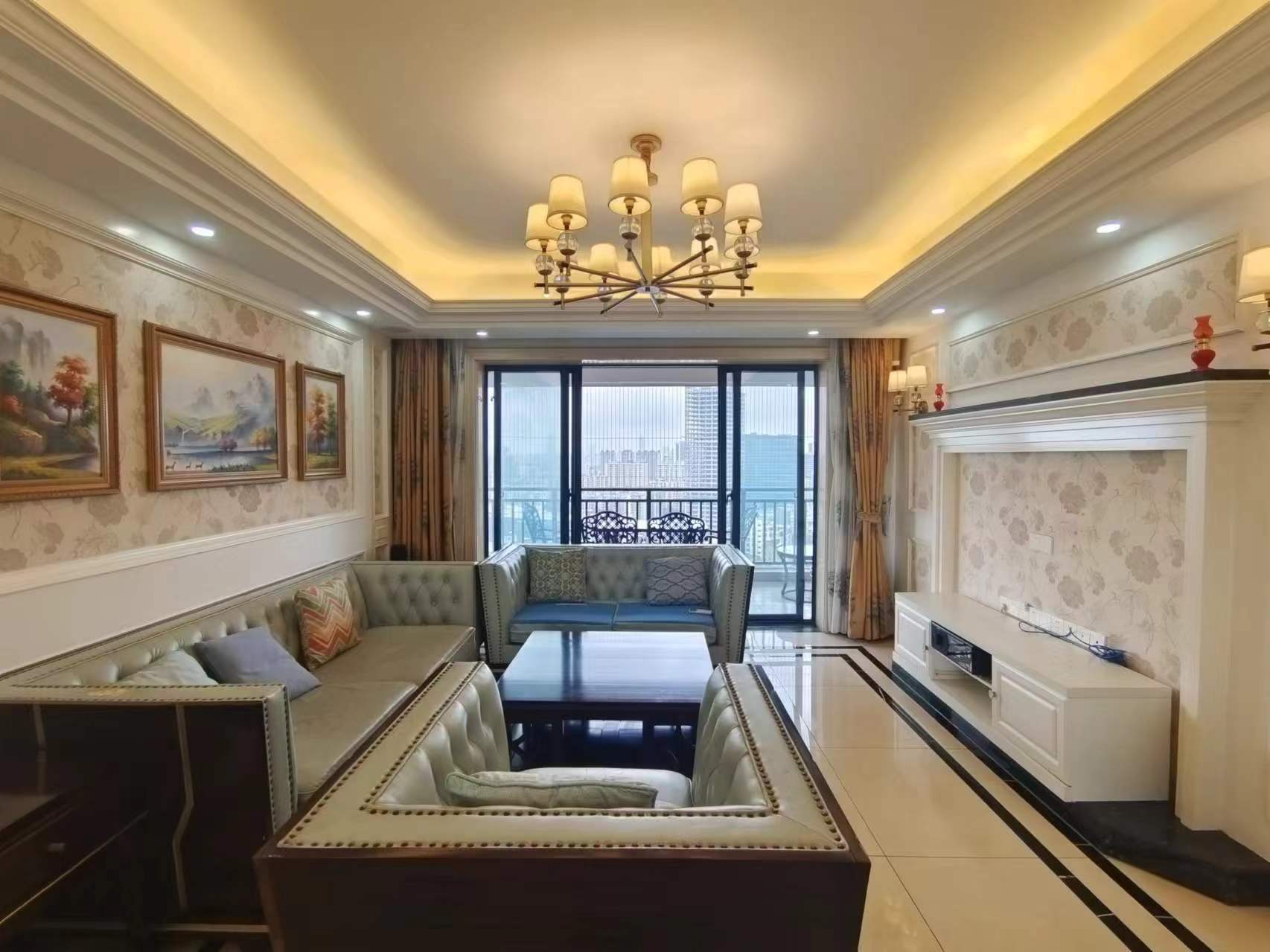 四季华庭-阳光华府 4室2厅2卫 270.0万 四季华庭-阳光华府 4室2厅2卫 270.0万室内图