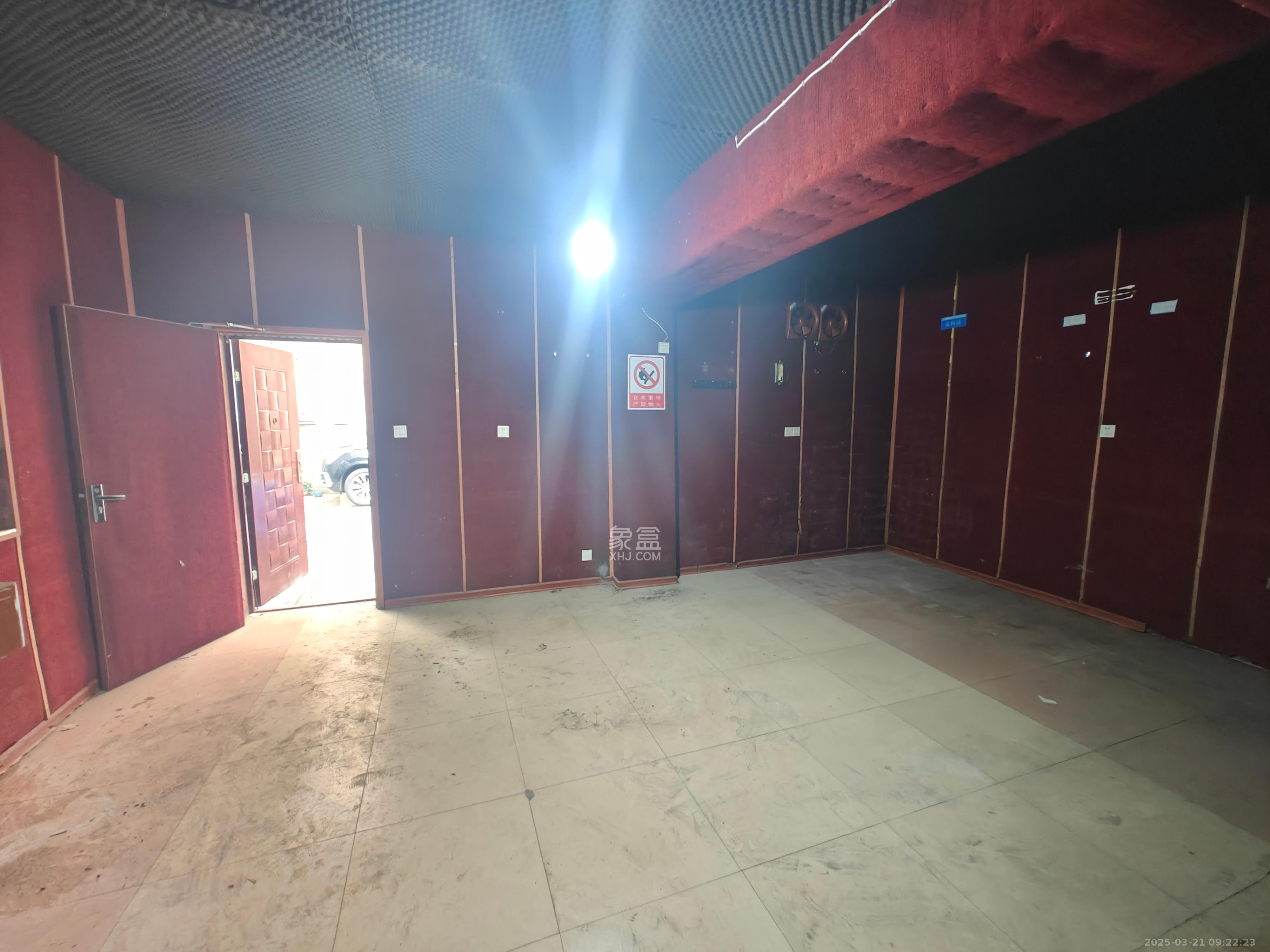 青山祠社区 2室1厅1卫 1000.0元/月 青山祠社区 2室1厅1卫 1000.0元/月室内图