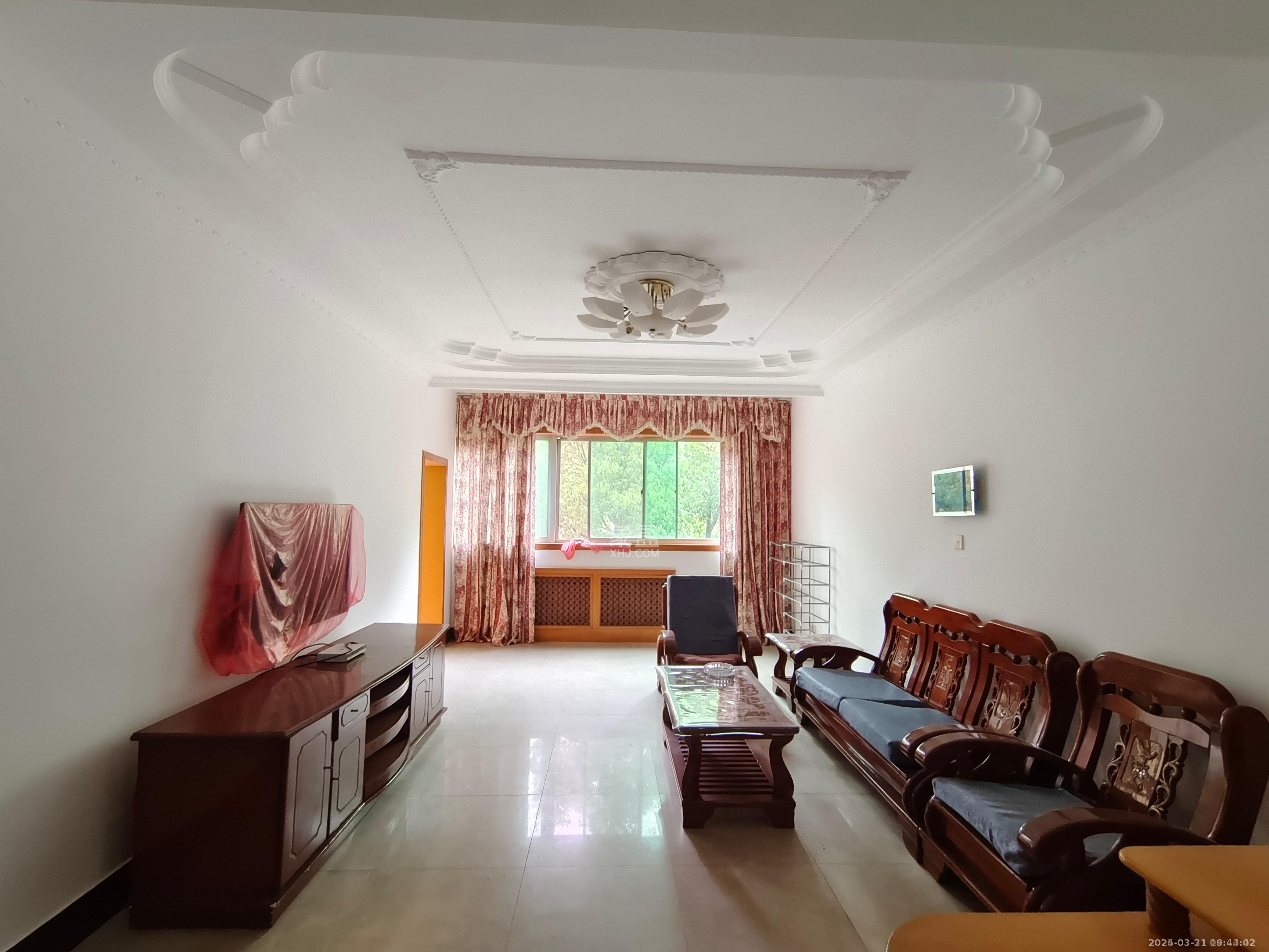 机关小区 3室2厅2卫 1700.0元/月 机关小区 3室2厅2卫 1700.0元/月室内图