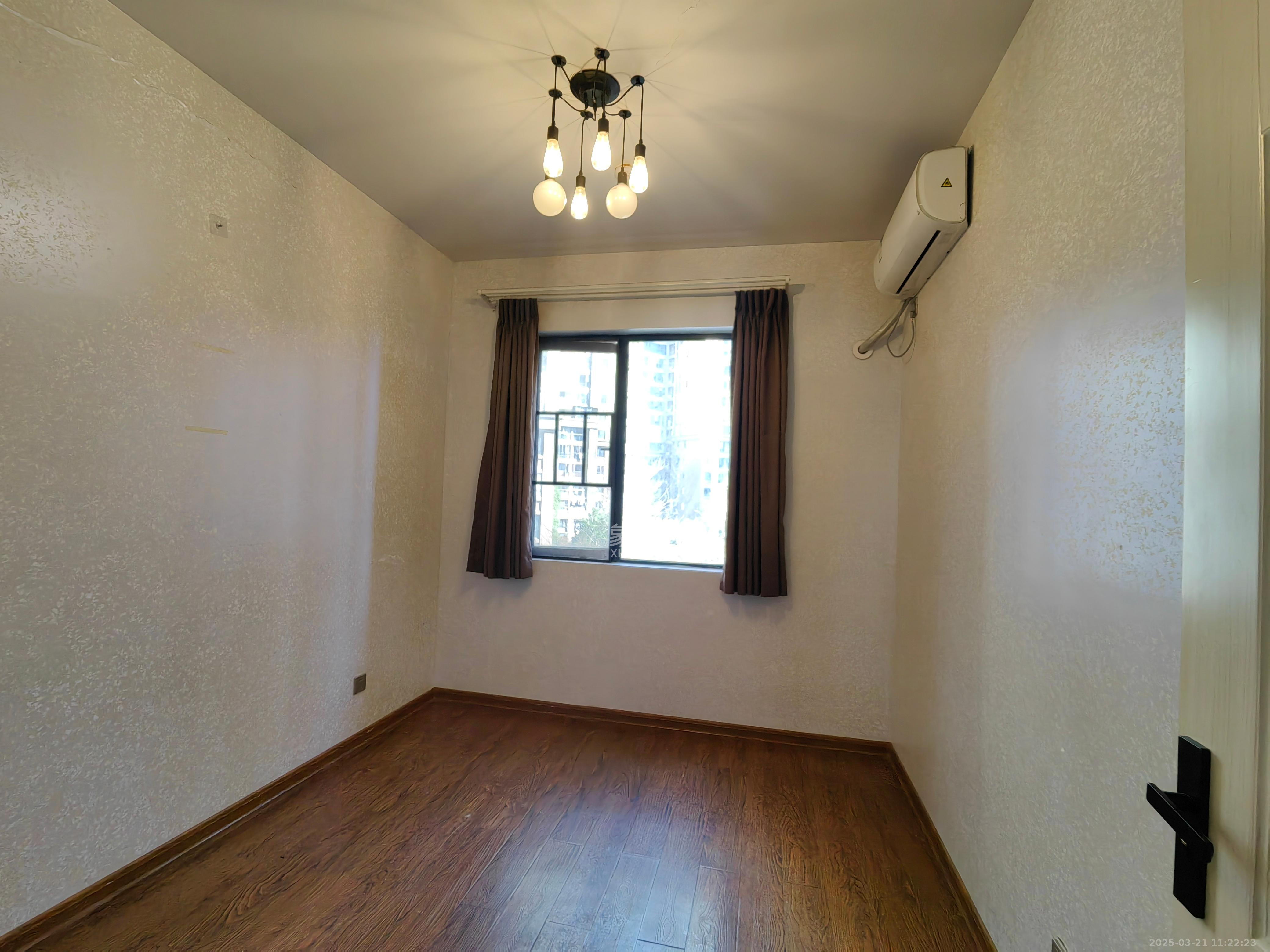 中建梅溪湖中心 4室2厅3卫 3800.0元/月 中建梅溪湖中心 4室2厅3卫 3800.0元/月室内图