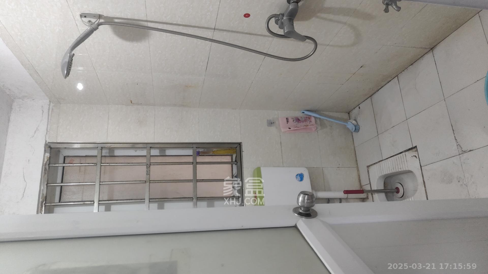 新长海广场  1室1厅1卫   1500.00元/月室内图