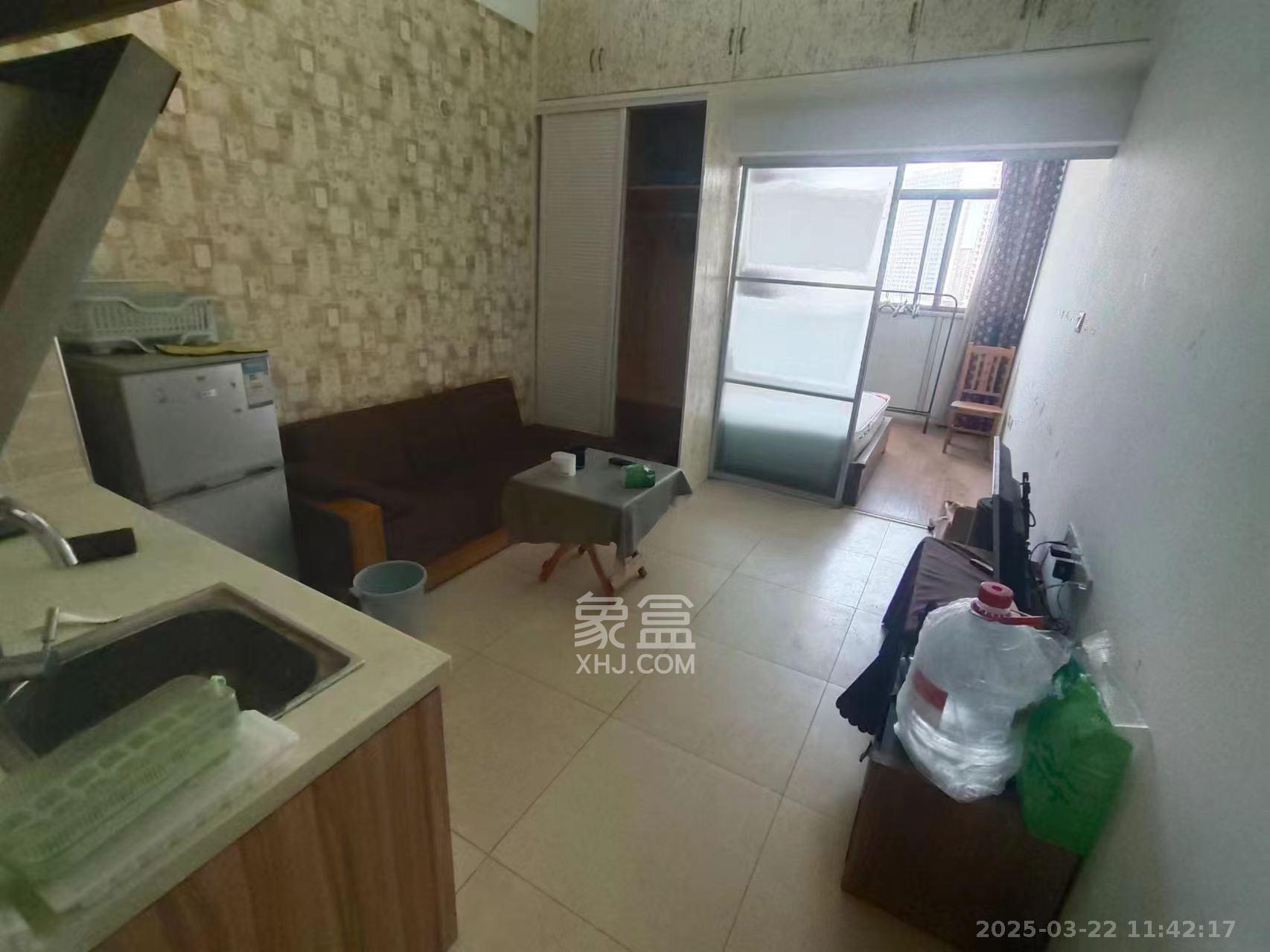 鑫远湘府逸园 1室1厅1卫 1300.0元/月 鑫远湘府逸园 1室1厅1卫 1300.0元/月室内图