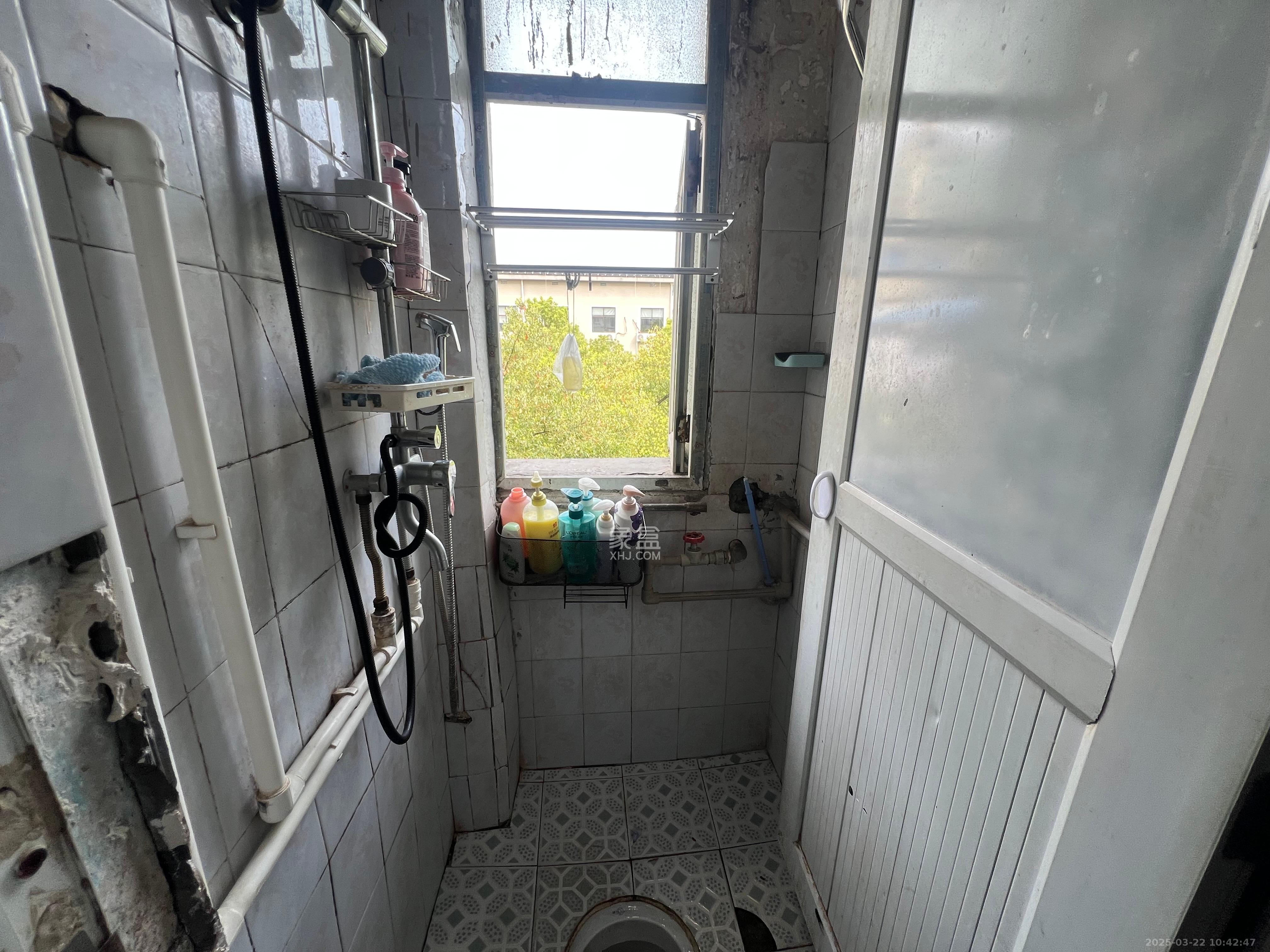 五一东村 1室1厅1卫 650.0元/月 五一东村 1室1厅1卫 650.0元/月室内图