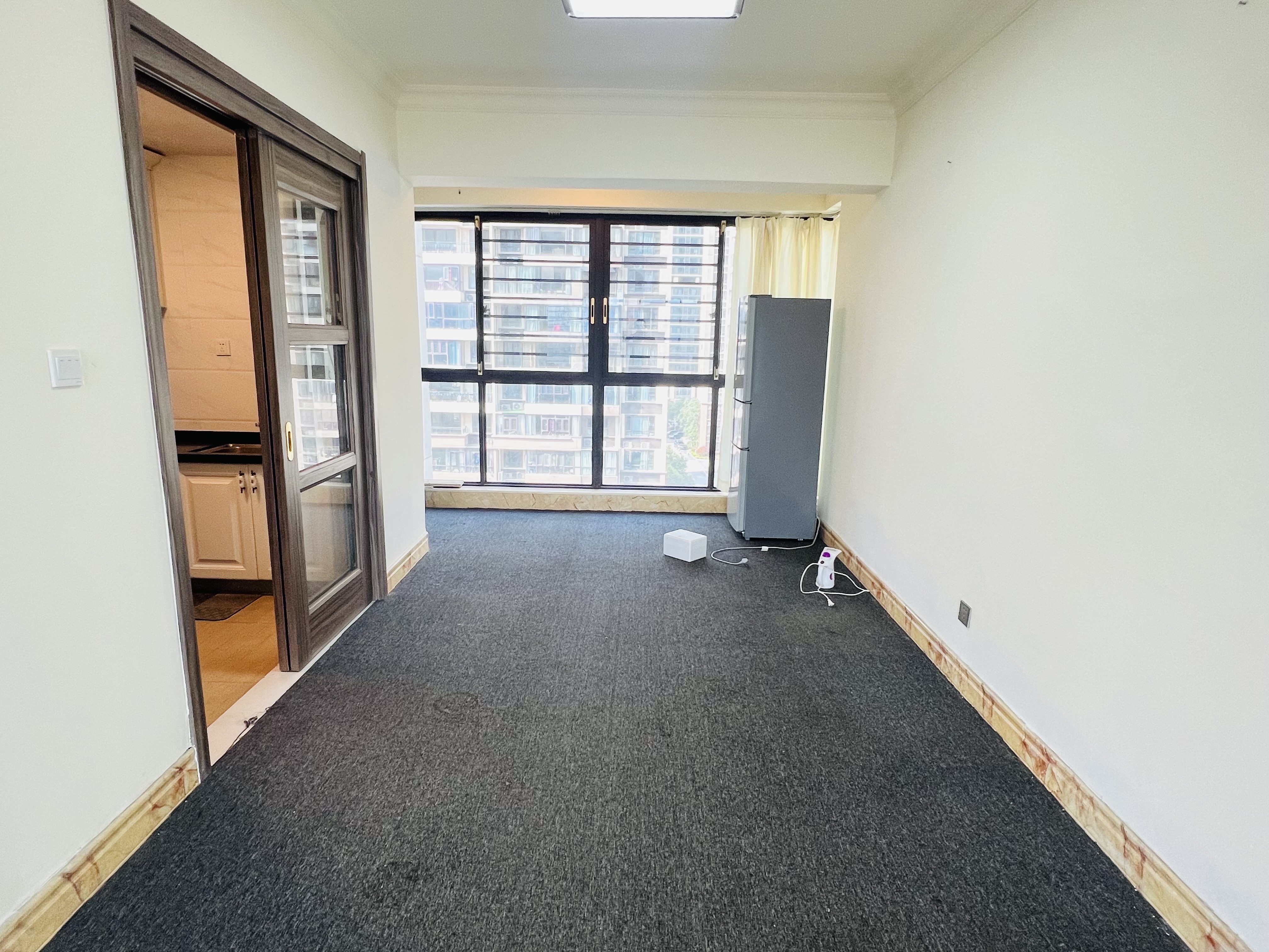 碧桂园 4室2厅2卫 1700.0元/月 碧桂园 4室2厅2卫 1700.0元/月室内图