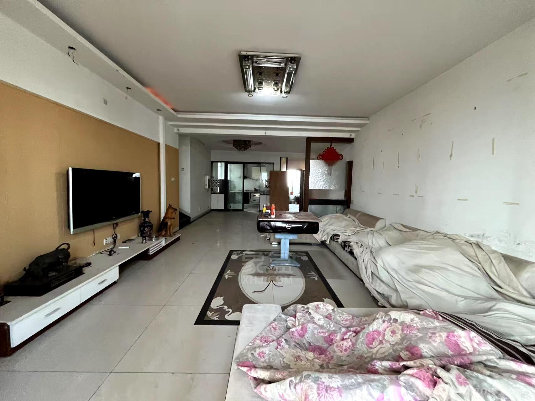 百益大厦 4室2厅2卫 2000.0元/月 百益大厦 4室2厅2卫 2000.0元/月室内图