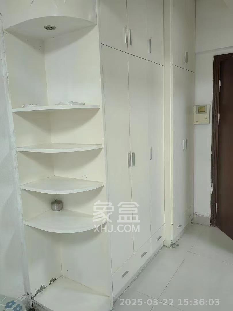 天健芙蓉盛世一期  1室1厅1卫    1600.0元/月 天健芙蓉盛世一期  1室1厅1卫    1600.0元/月室内图