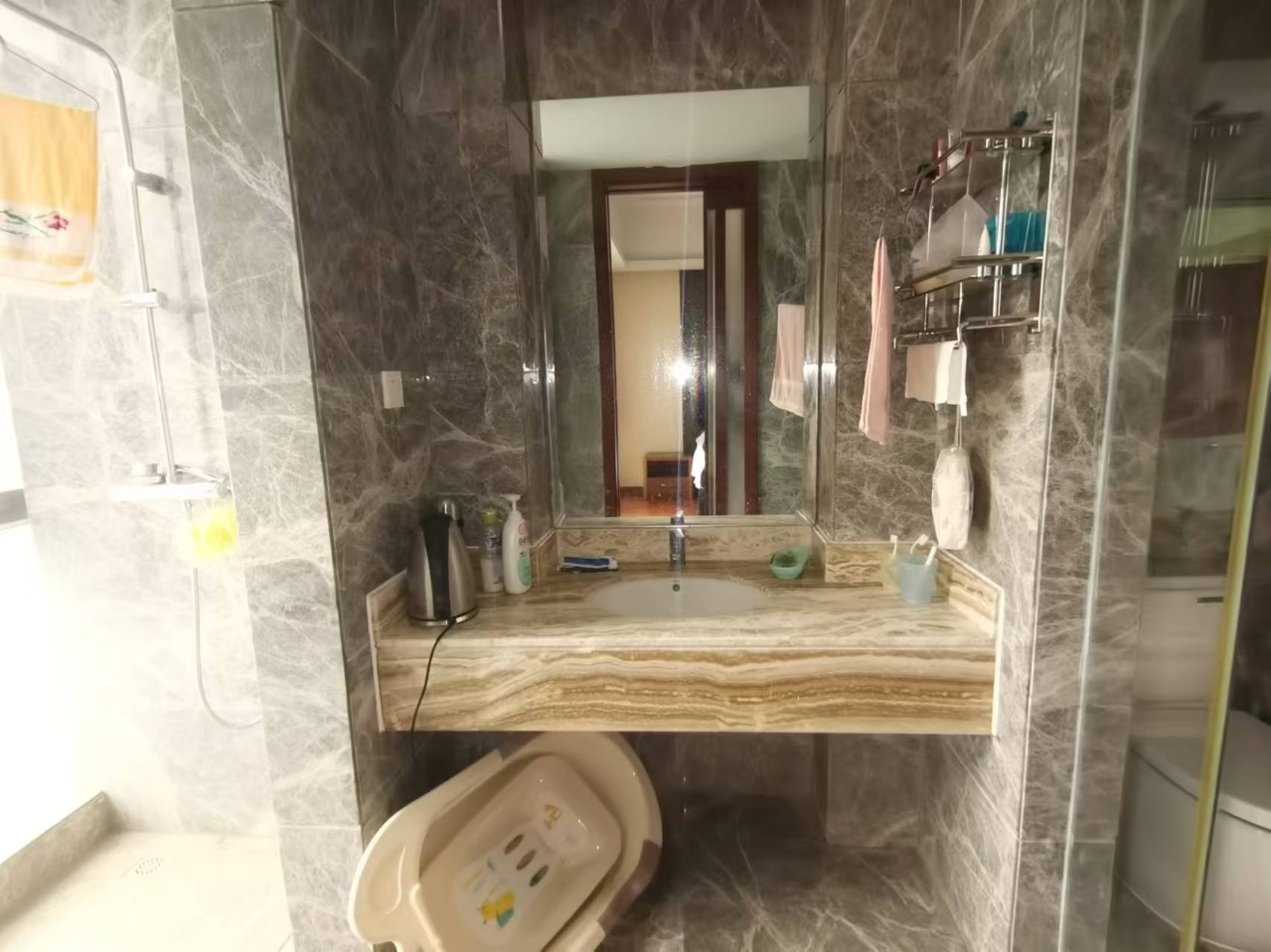 开维生态城  5室3厅4卫    410.0万 开维生态城  5室3厅4卫    410.0万室内图