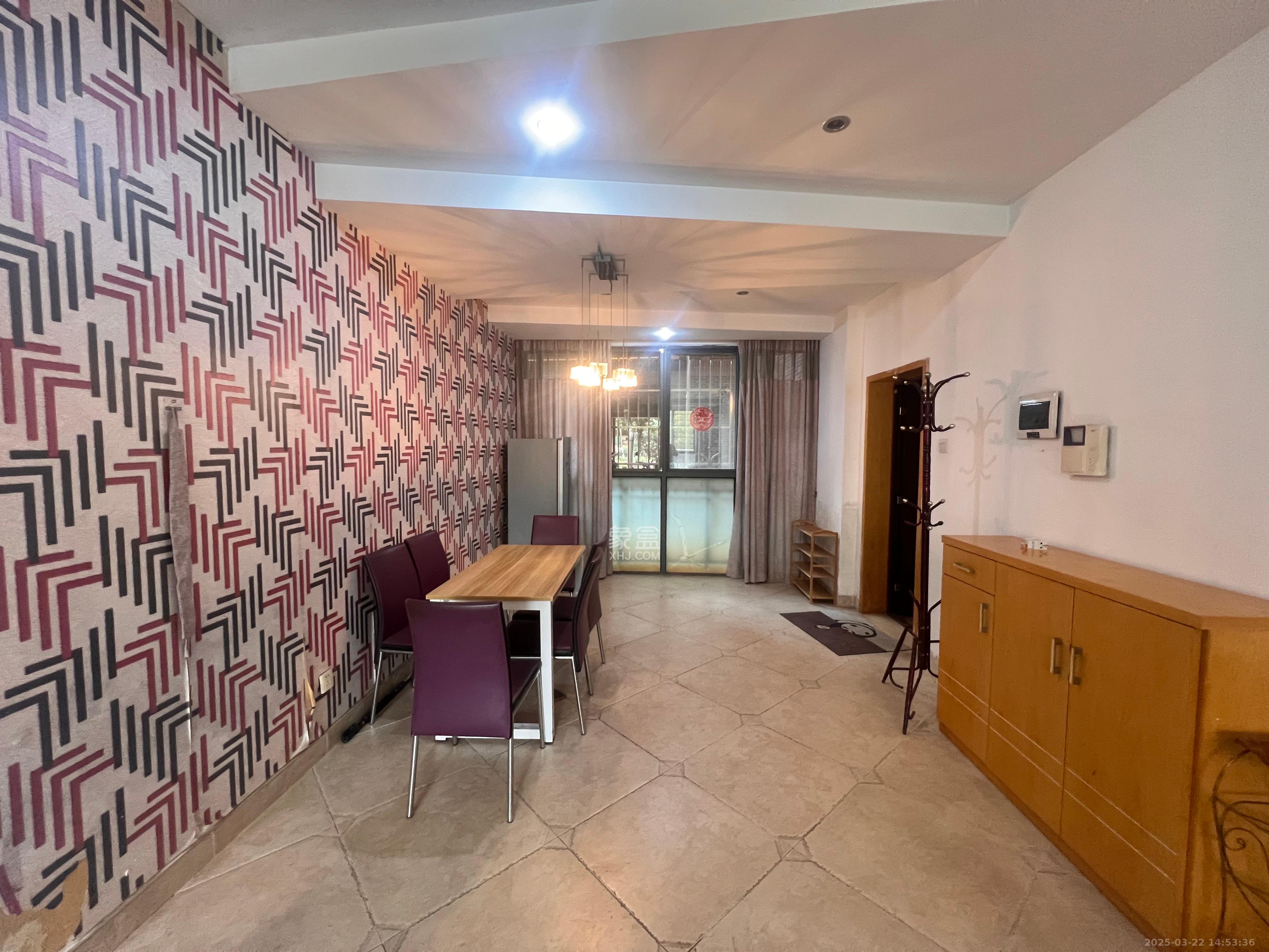 恒盛世家  3室2厅2卫    2200.0元/月 恒盛世家  3室2厅2卫    2200.0元/月室内图