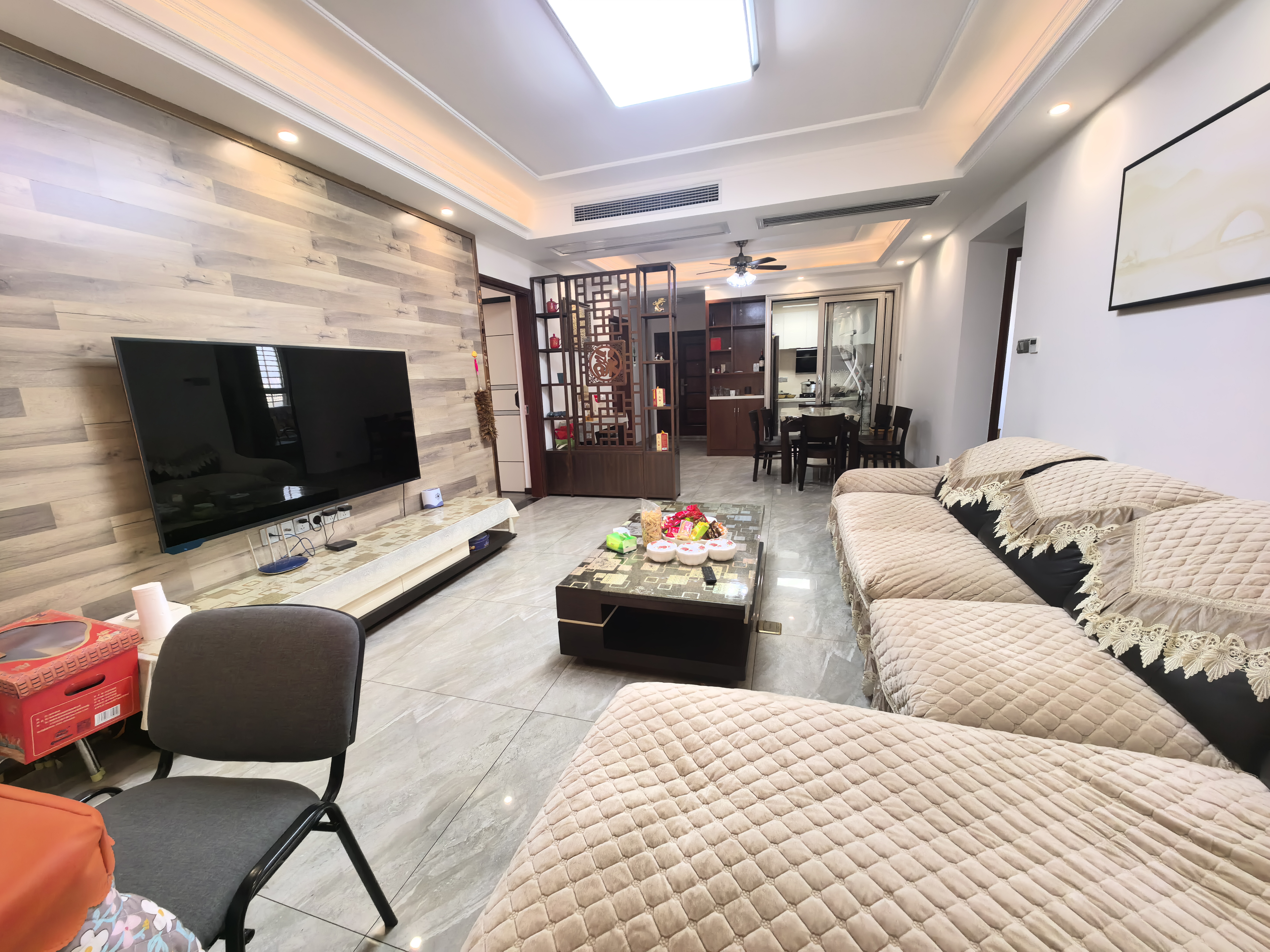 凯风珑城 4室2厅2卫 75.0万 凯风珑城 4室2厅2卫 75.0万室内图